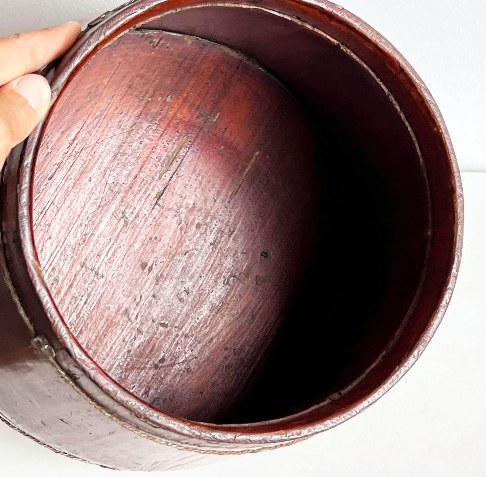 Antique Chinese Wooden Grain Bucket With Hand-Painted Calligraphy, Late Qing Dynasty - 9