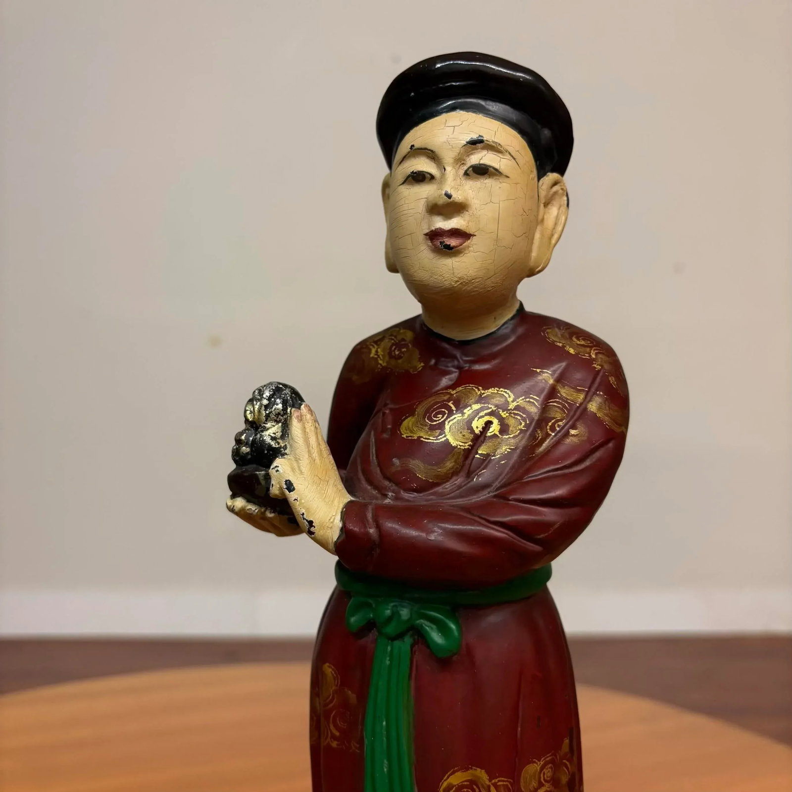 Vintage Vietnamese Cultural Figurines – Pair of Hand-Painted Statues From Hanoi - 2