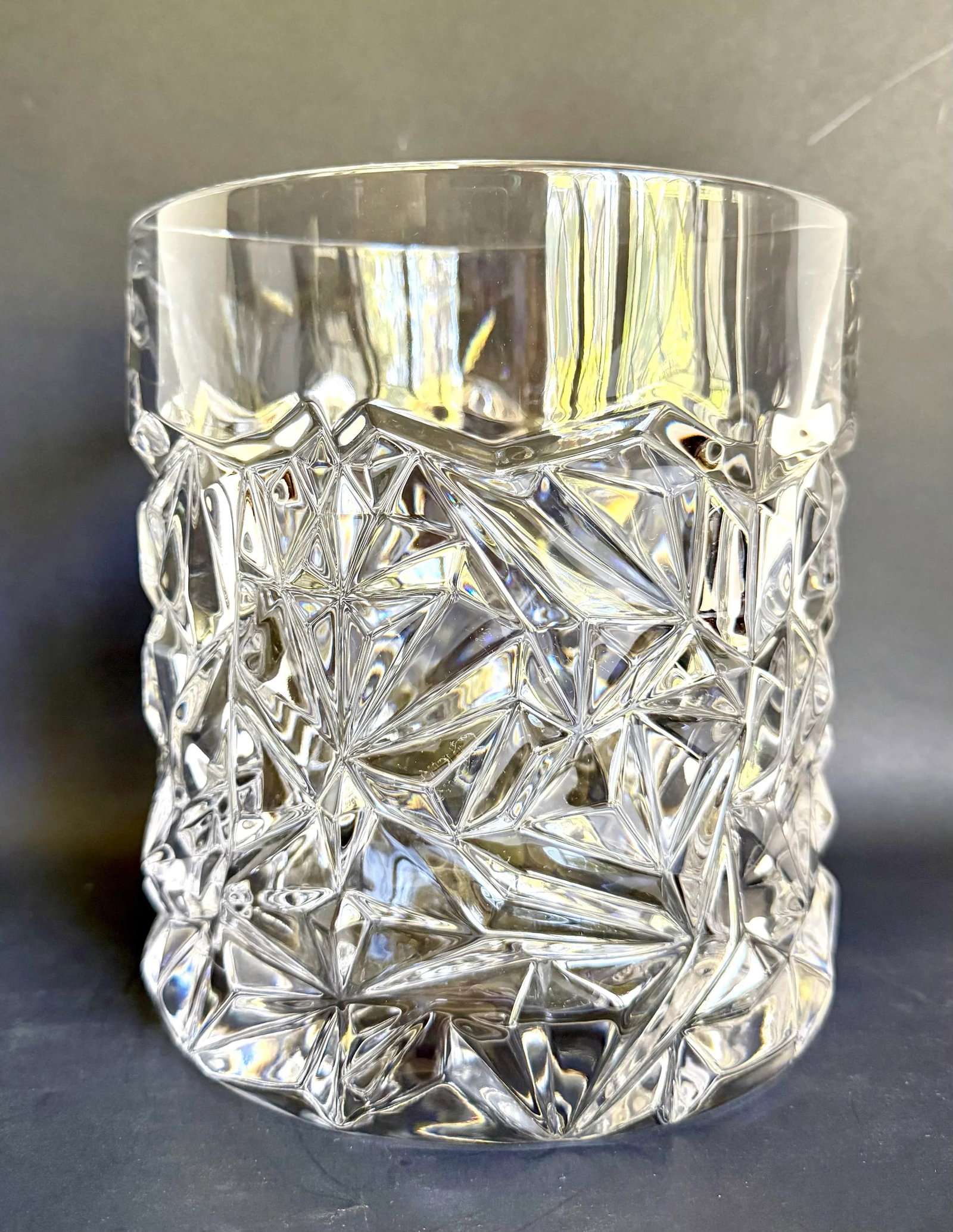 Tiffany & Co. "Rock Cut" Crystal Champagne Ice Bucket - 3