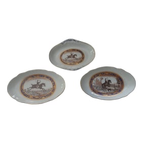 Late 20th Century Mottahedeh Collectible Equestrian Lobed Plates, Set of 3