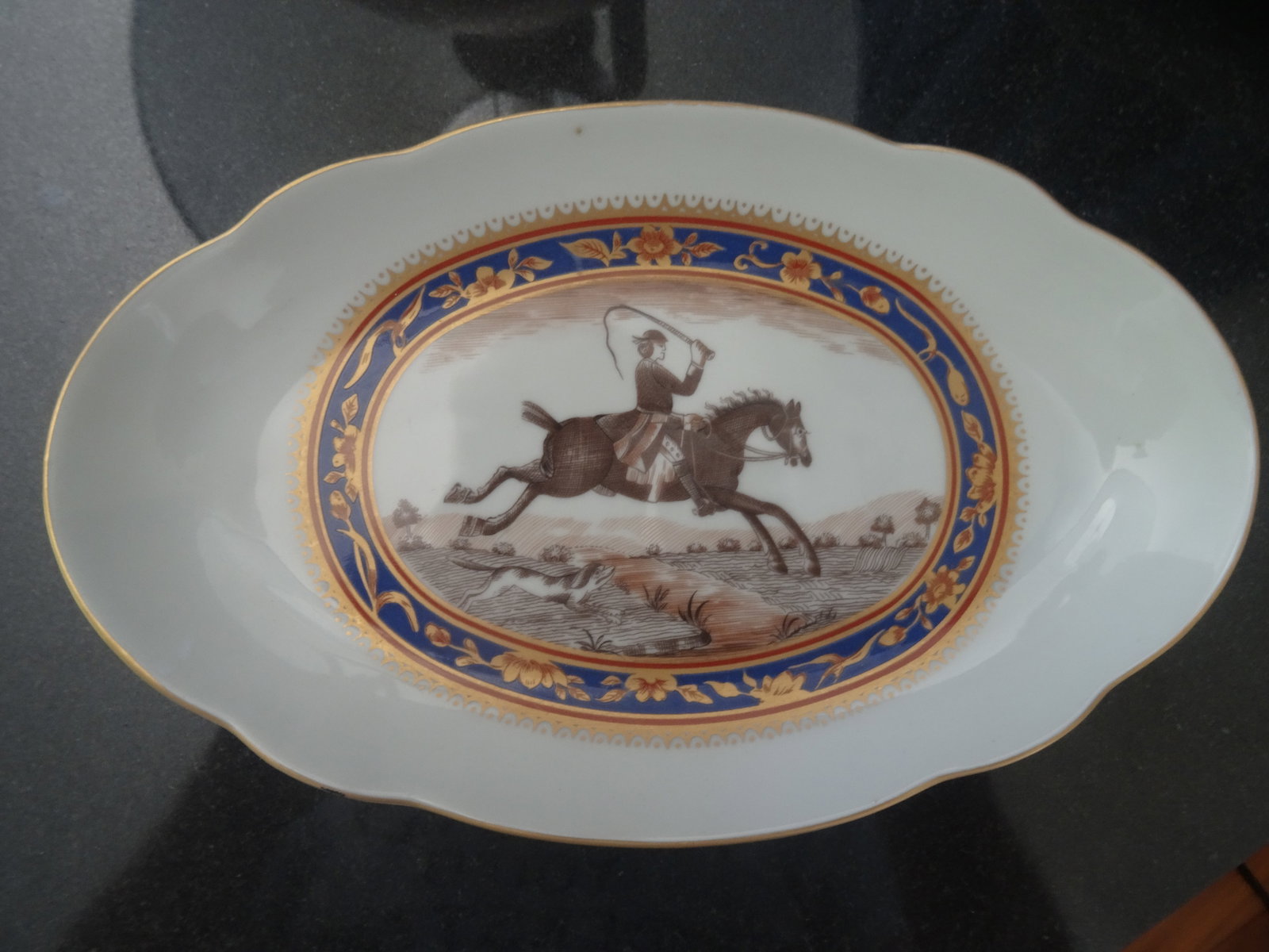 Late 20th Century Mottahedeh Collectible Equestrian Lobed Plates, Set of 3 - 7