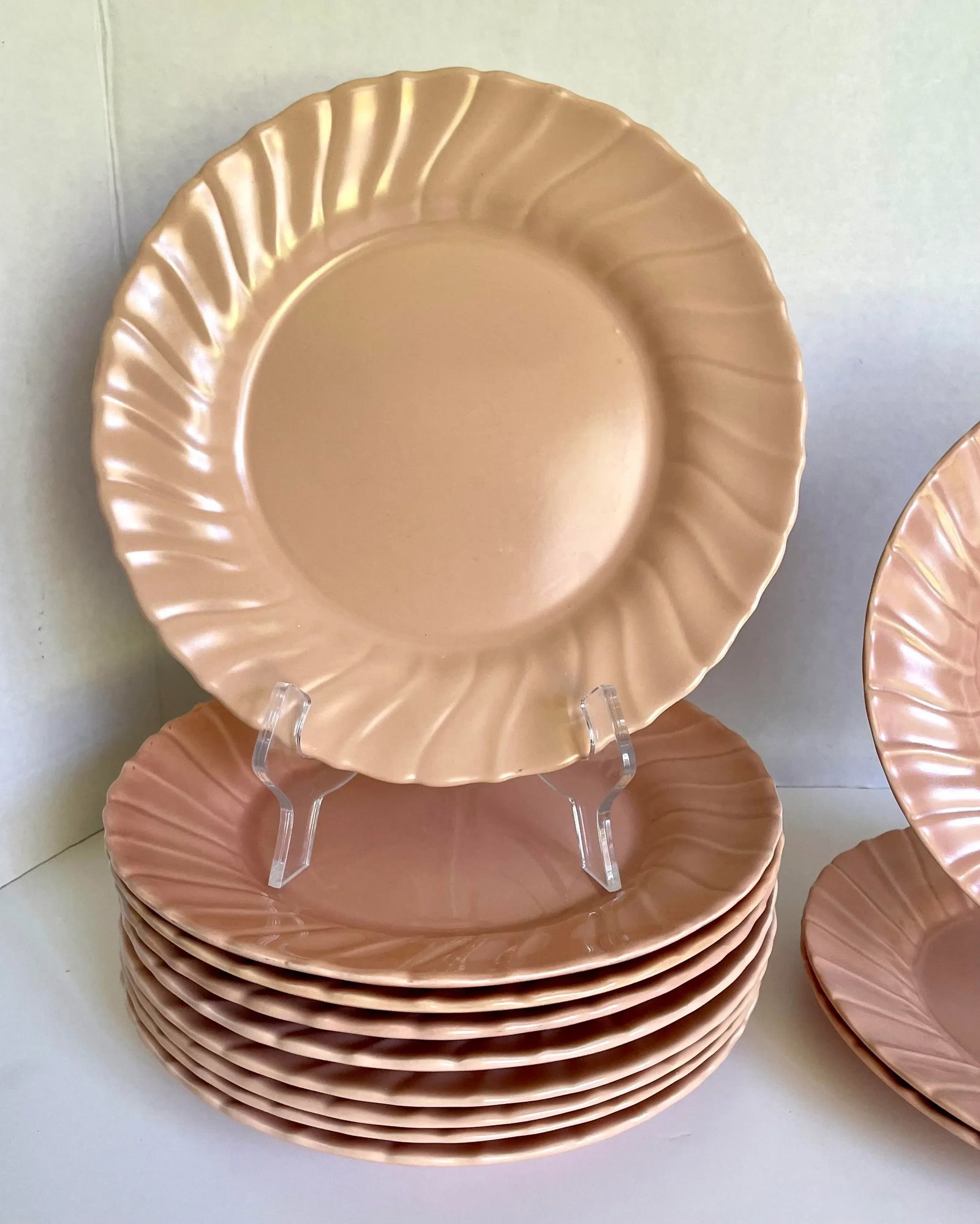 44 Pieces - 1940's Pink Franciscan Coronado Dinnerware and Serving Set - 7
