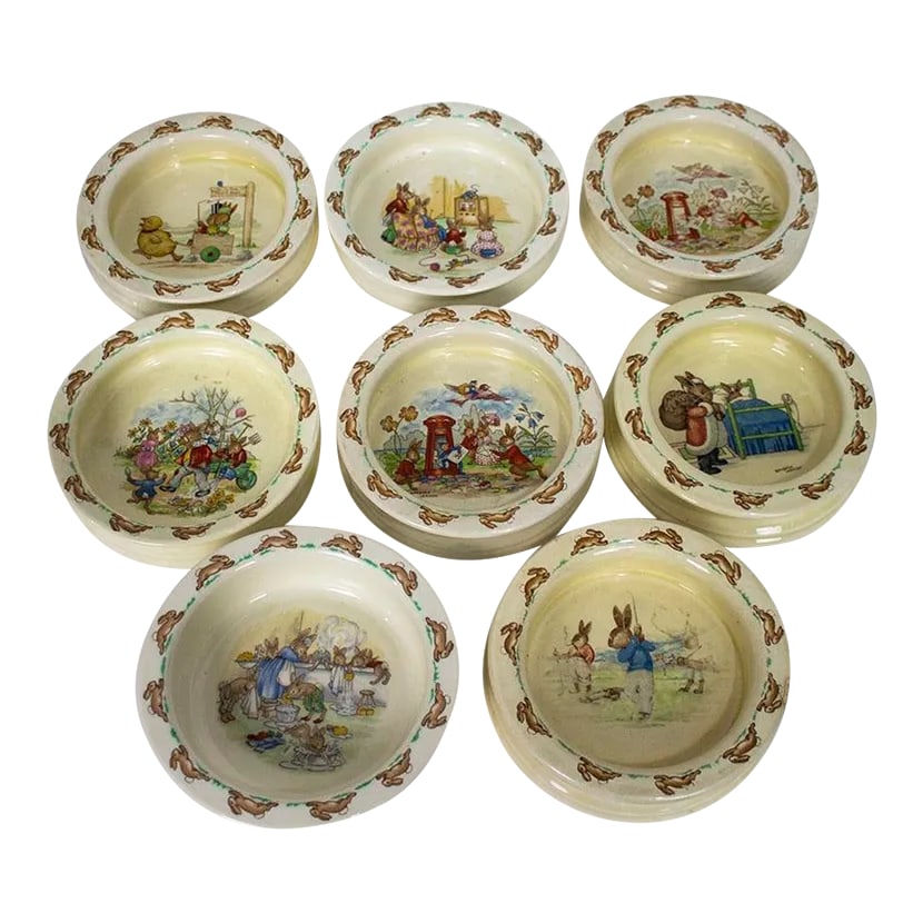 Lot of 8 Royal Doulton Bunnykins Collectable Bowls (1 of 5)