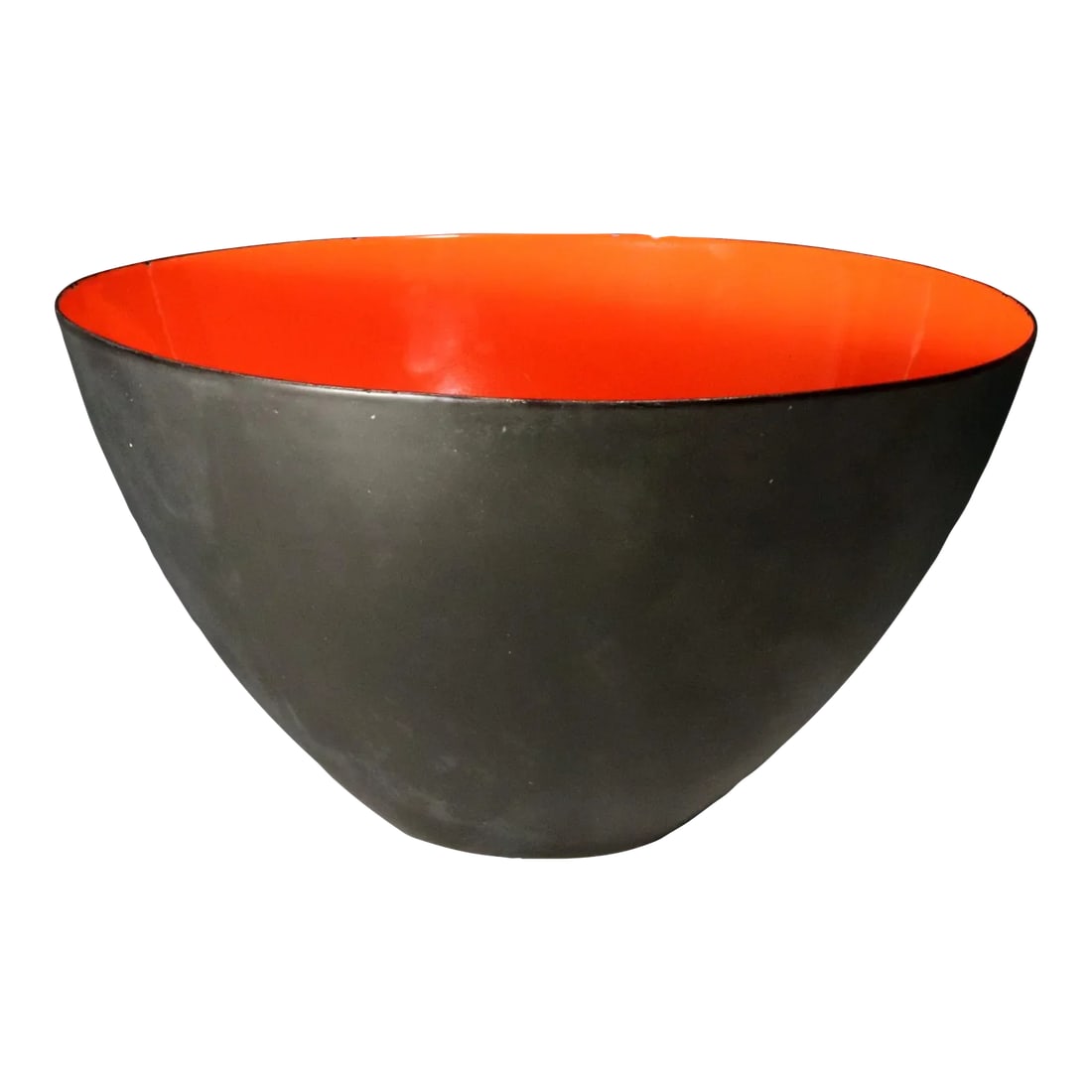 Modernist Kranit Bowl in Black Steel and Red Enamel, by Herbert Krenchel for Torben Ã˜: Study in Contrast: Herbert Krenchel's Iconic Kranit Bowl Designer: Herbert Krenchel (Danish, 1922–2014) Design Name: Krenit Bowl Original Manufacturer: Torben Ã˜rskov & Co. A/S,