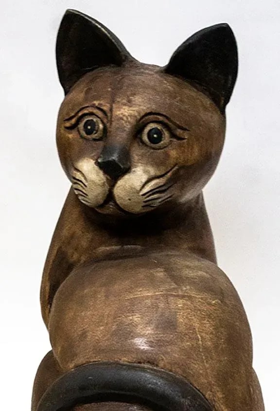 Primitive Carved Wooden Cat Sculpture - Folk Art - 5
