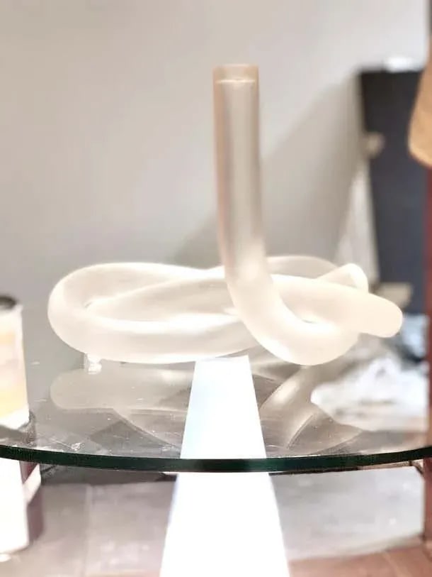 Midcentury Dorothy Thorpe Frosted Lucite Wreathed Pretzel Candelabra 1950s - 3