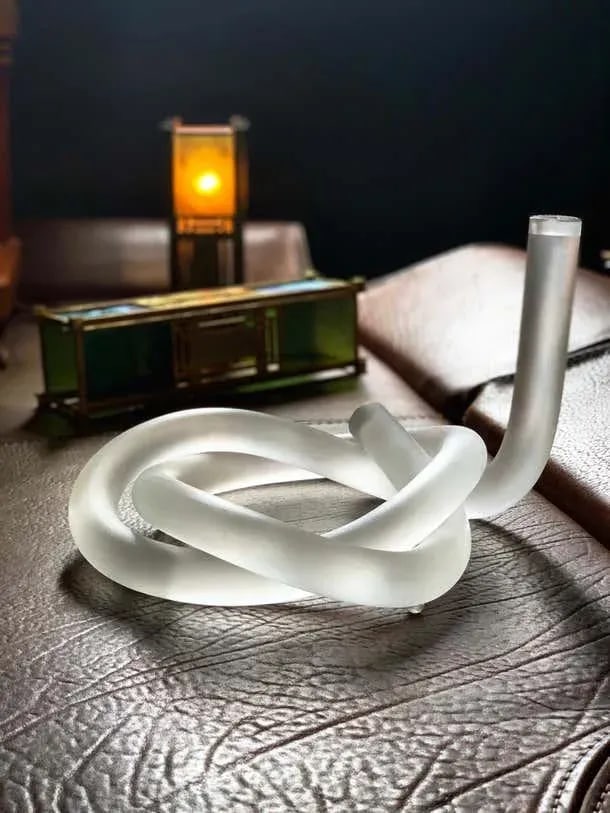 Midcentury Dorothy Thorpe Frosted Lucite Wreathed Pretzel Candelabra 1950s - 5