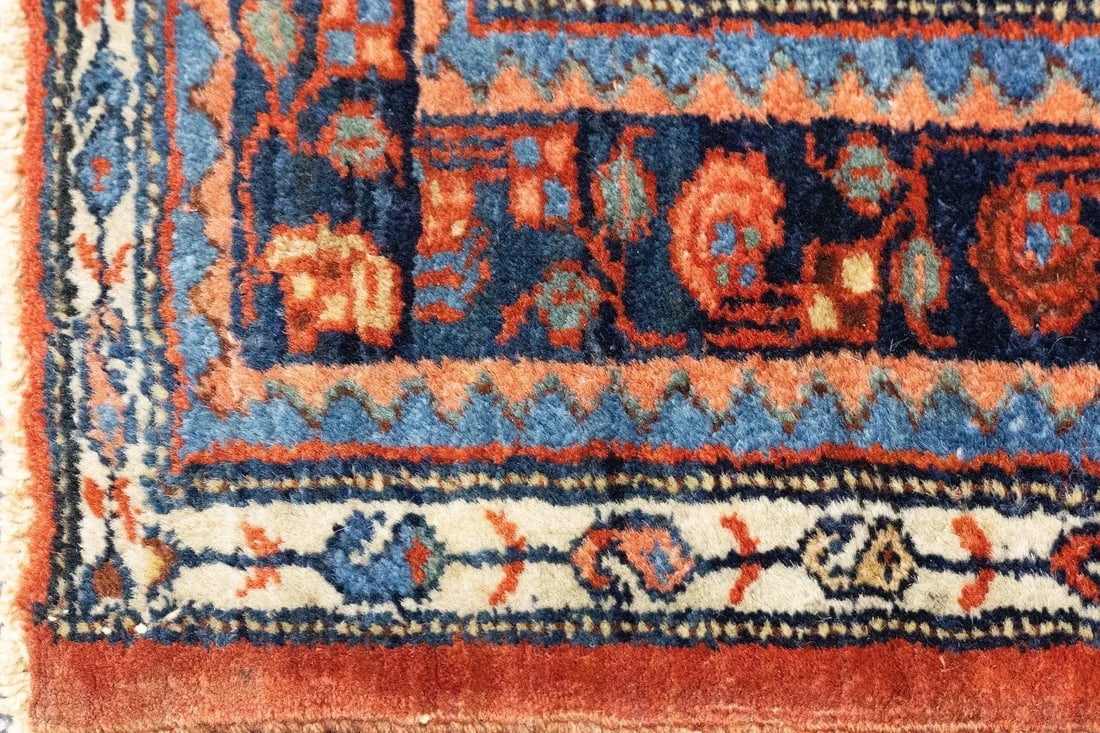 Late 18th Century Antique Persian Bidjar Rug 2'8'' x 4'1'' - 11