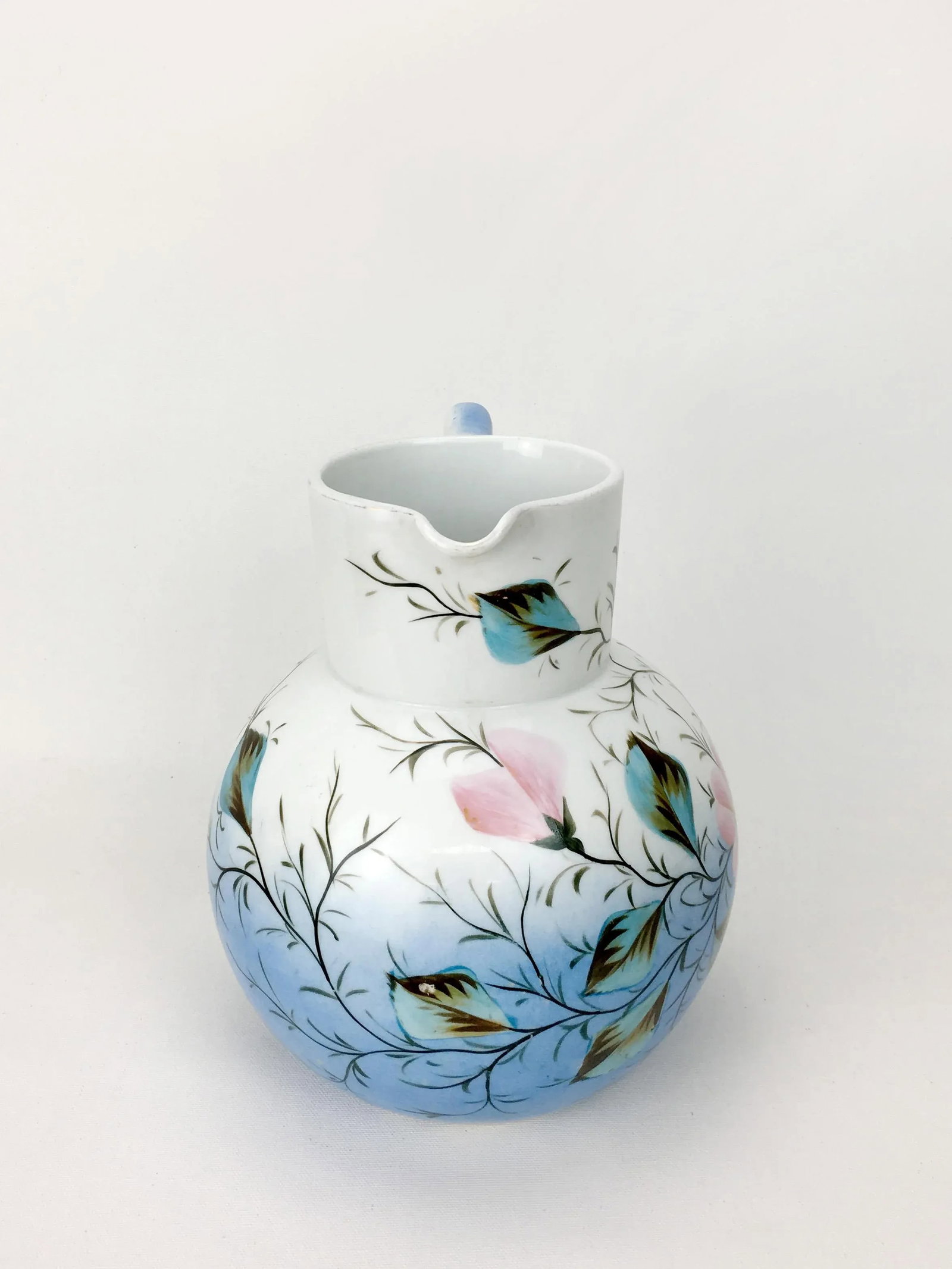 20th Century Traditional Blue & White Floral Pitcher - 2