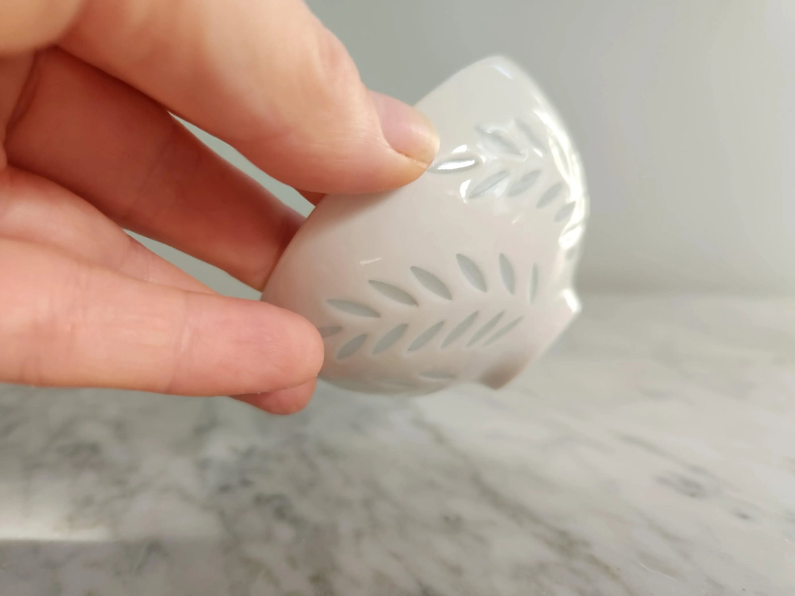 1950s Rice Porcelain Friedl Holzer-Kjellberg Mini Bowl for Arabia - 6