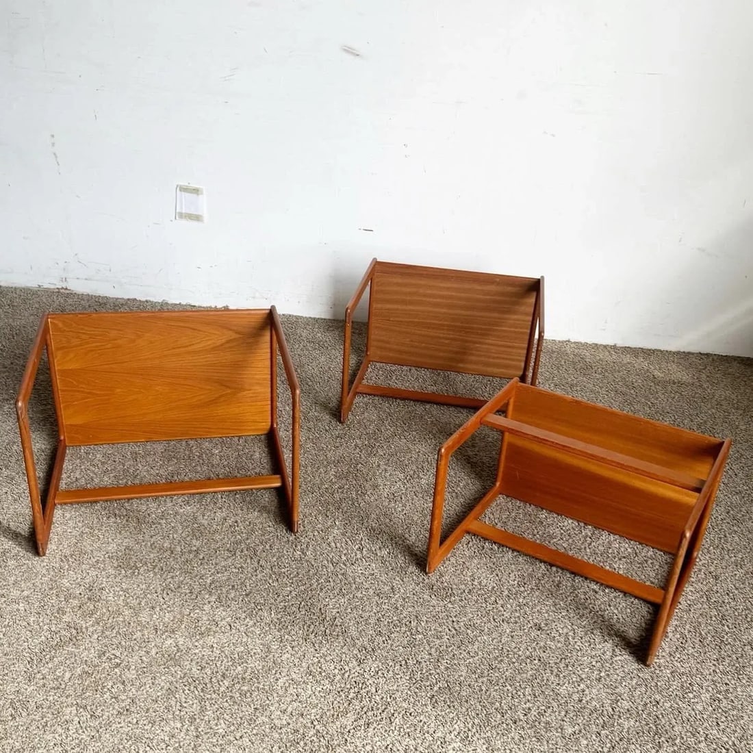 Mid Century Modern Teak Nesting Tables - Set of 3 - 10