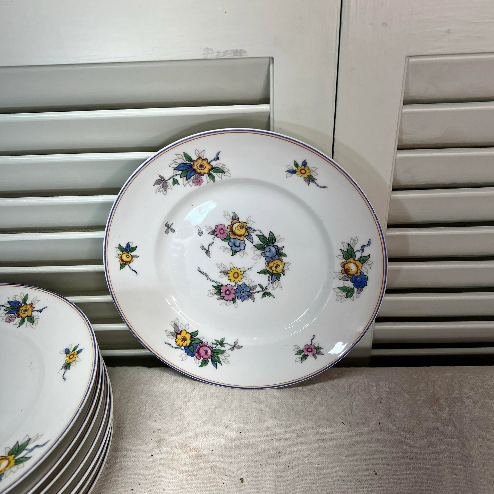 Limoges France Floral Pattern Dinner Plates - Set of 8 - 3