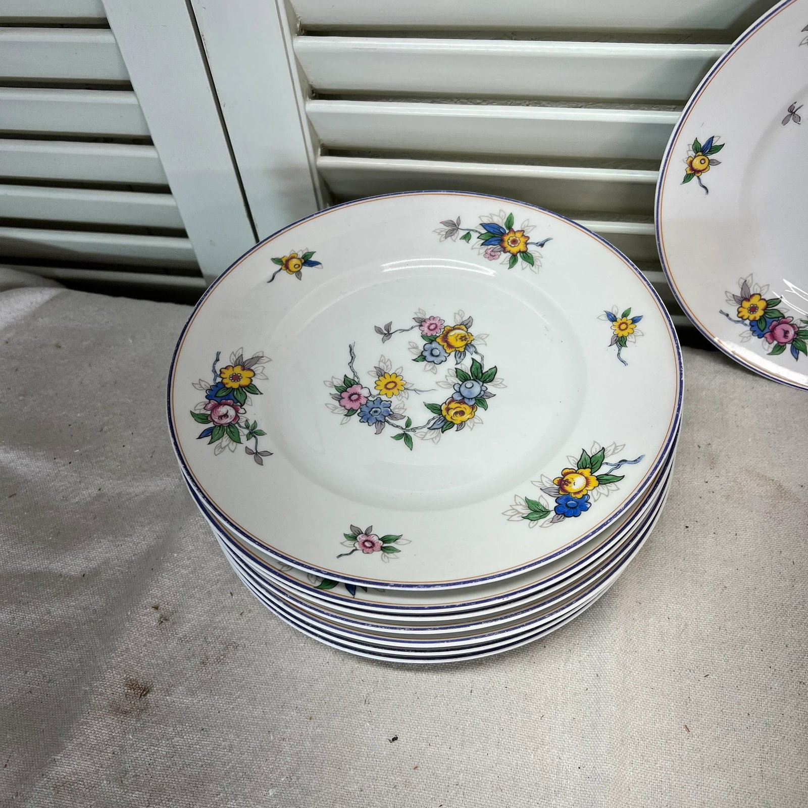 Limoges France Floral Pattern Dinner Plates - Set of 8 - 4