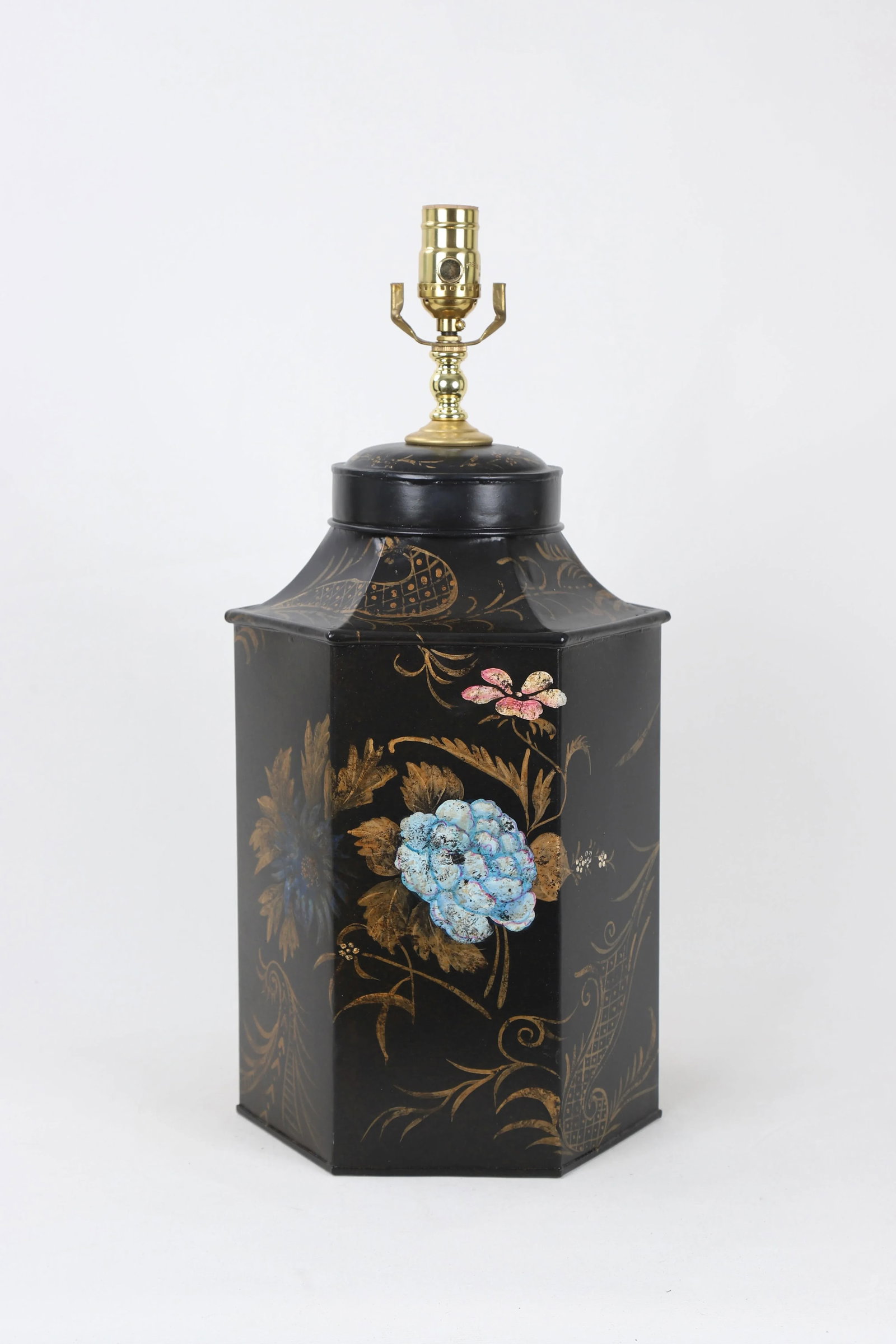 Vintage Famille Rose Hexagon Style Tea Caddy Lamp - 12