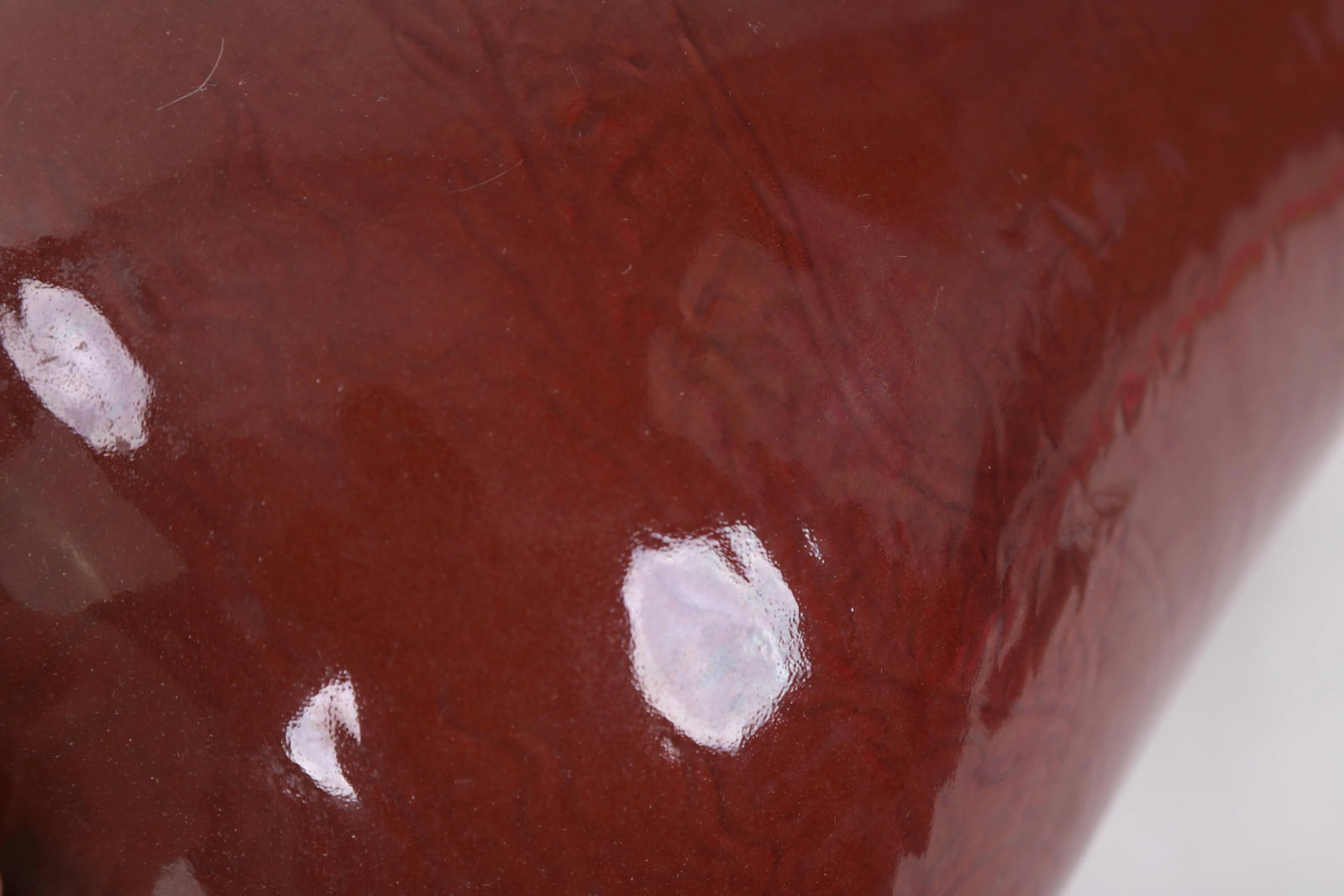 20th-Century Chinese Red-Glazed Vase - 9