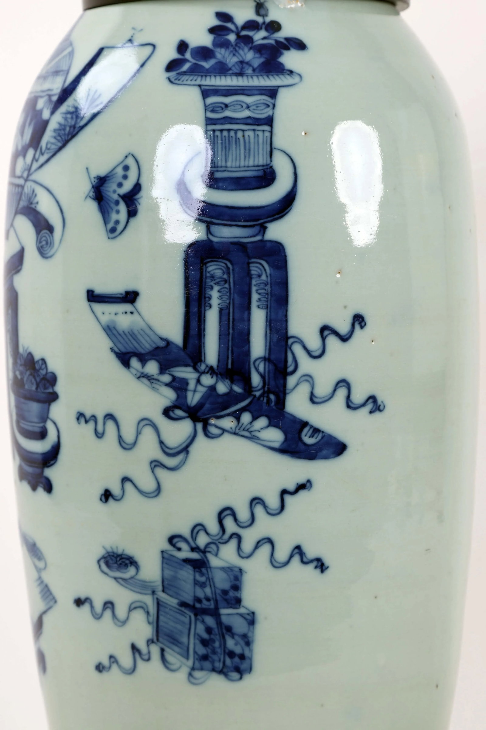 Vintage 19 Century Double Bulb Pull Switch Blue and White Celadon Porcelain Lamp Study Room Designti - 3
