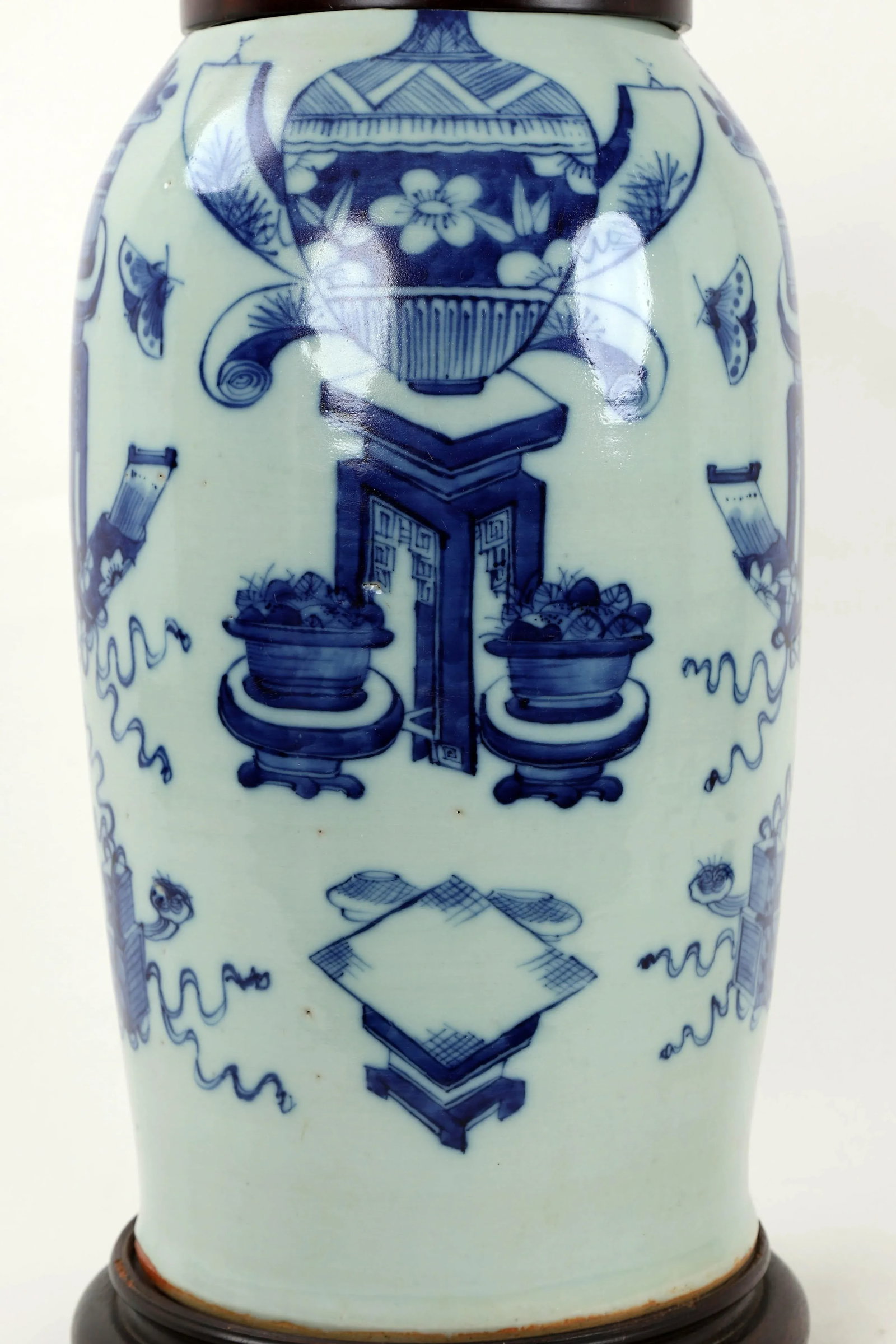 Vintage 19 Century Double Bulb Pull Switch Blue and White Celadon Porcelain Lamp Study Room Designti - 4