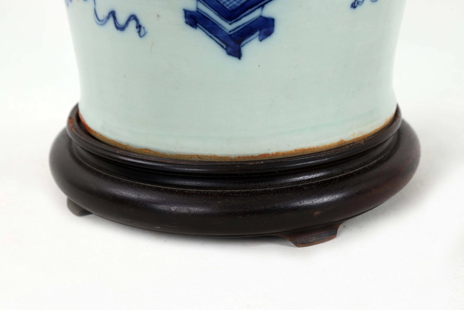 Vintage 19 Century Double Bulb Pull Switch Blue and White Celadon Porcelain Lamp Study Room Designti - 7
