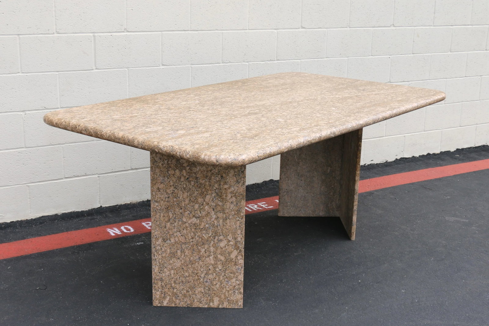 Vintage Italian Granite Dining Table, 1980s - 3