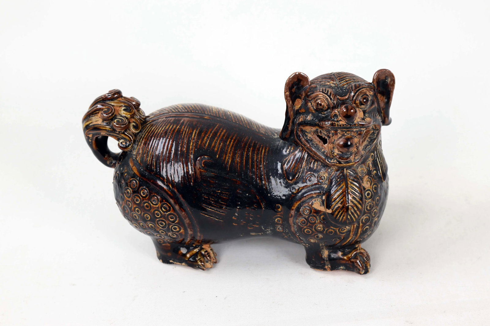 19 Century Antique Porcelain Stoneware Lion Sculptures - a Pair - 7