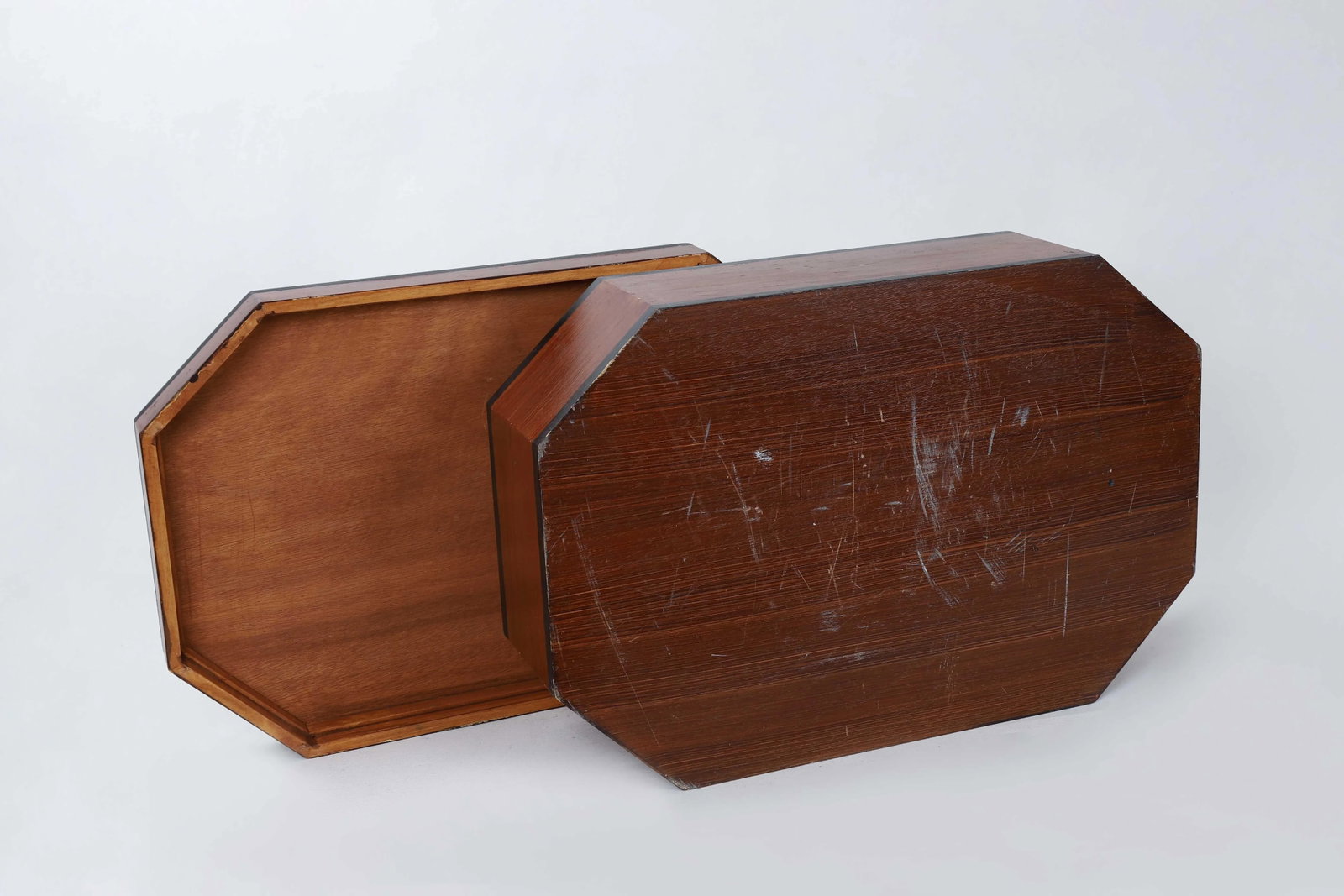 20th Century Traditional Oblong Octagonal Wooden Box With Lid - 10