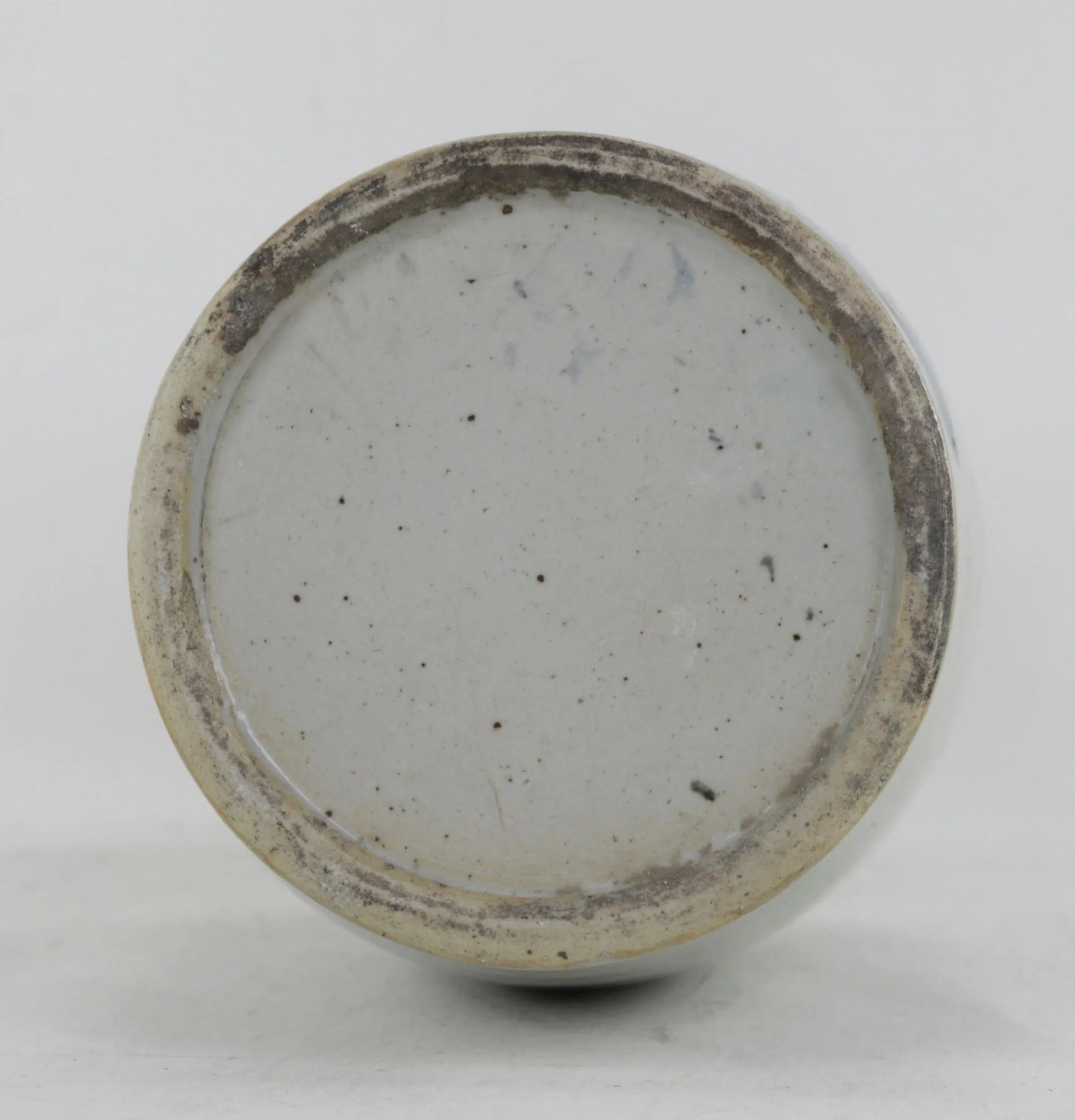 Chinese Mid-Qing Dynasty Blue and White Porcelain Vase - 8