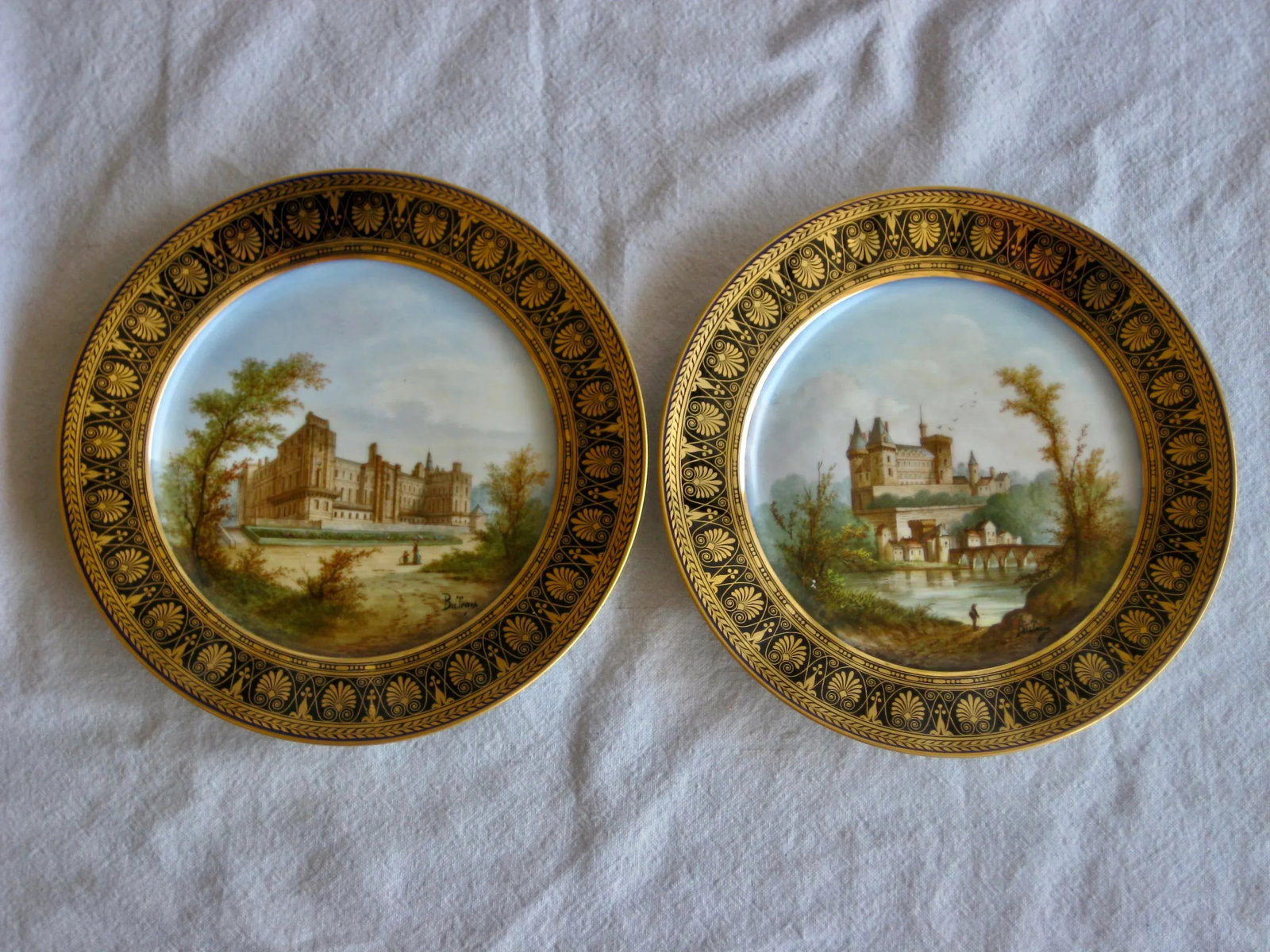 Early 19th Century Sevres Cobalt Bleu French Castles Landscape Plates- Set of 12 - 7