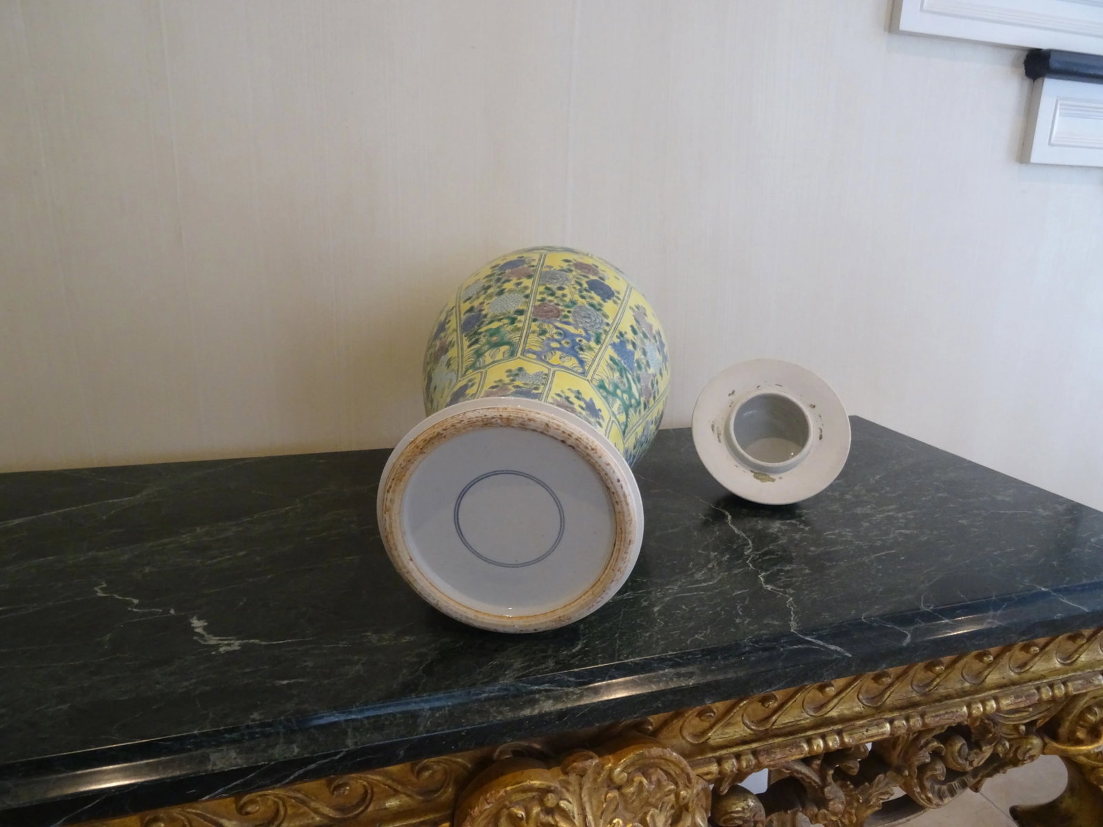 Early 20th Century Famille Jaune Chinese Porcelain Lidded Vase - 5