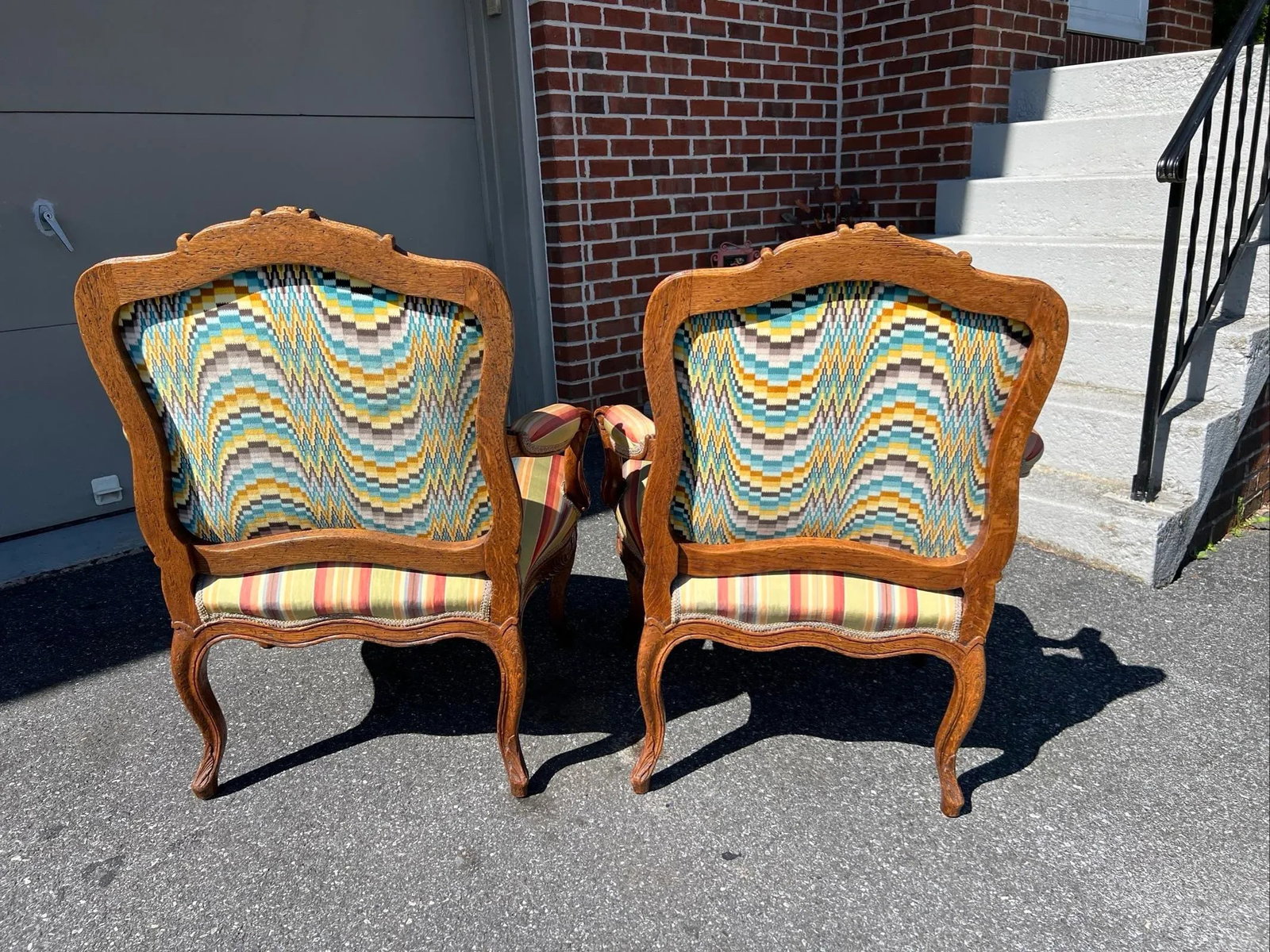 Pair of Carved Oak French Louis XV Styled Fauteuils by Don Ruseau, 1960s - 11