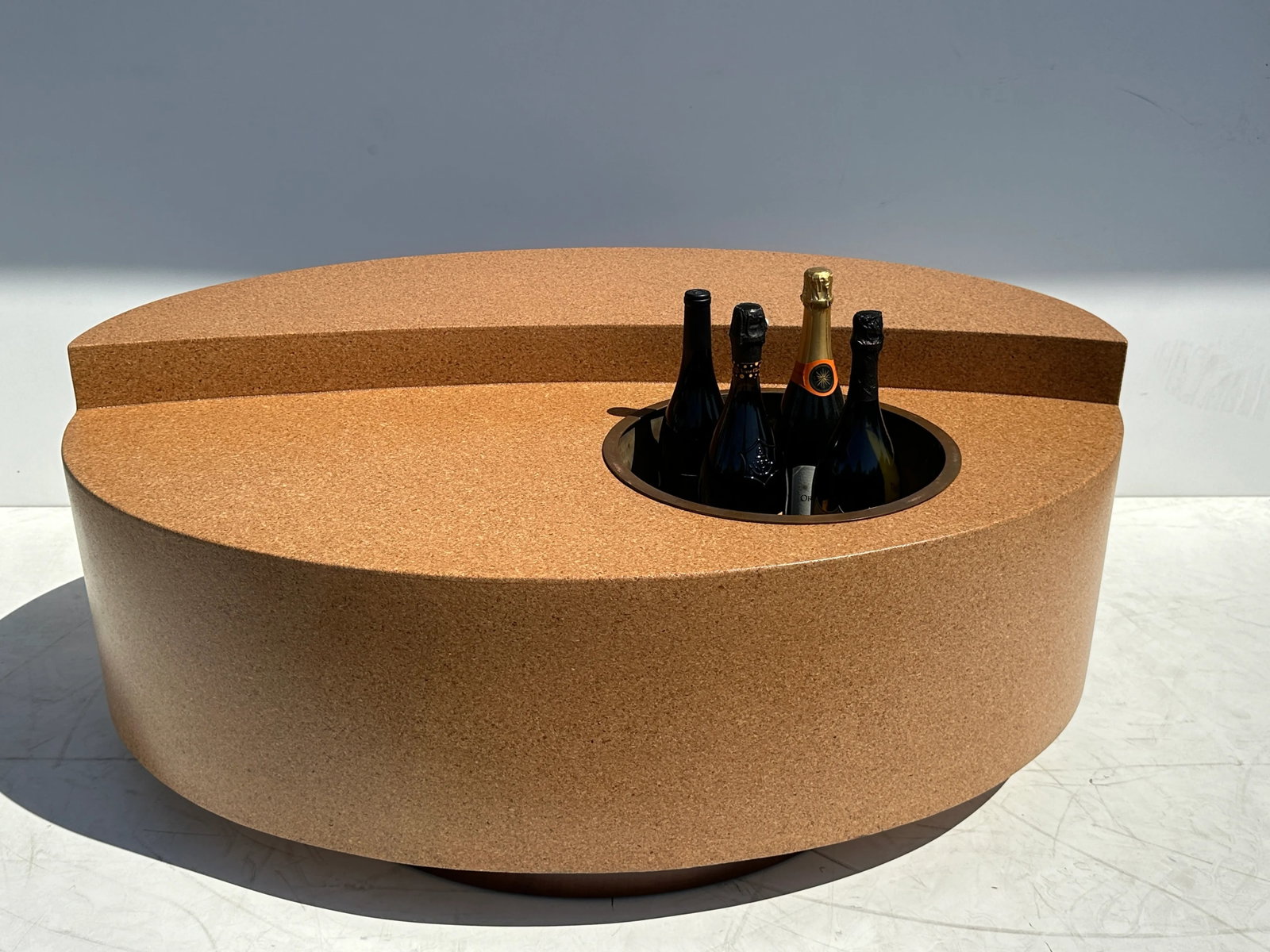 1980s Cork Coffee Table With Beverage Cooler - 3