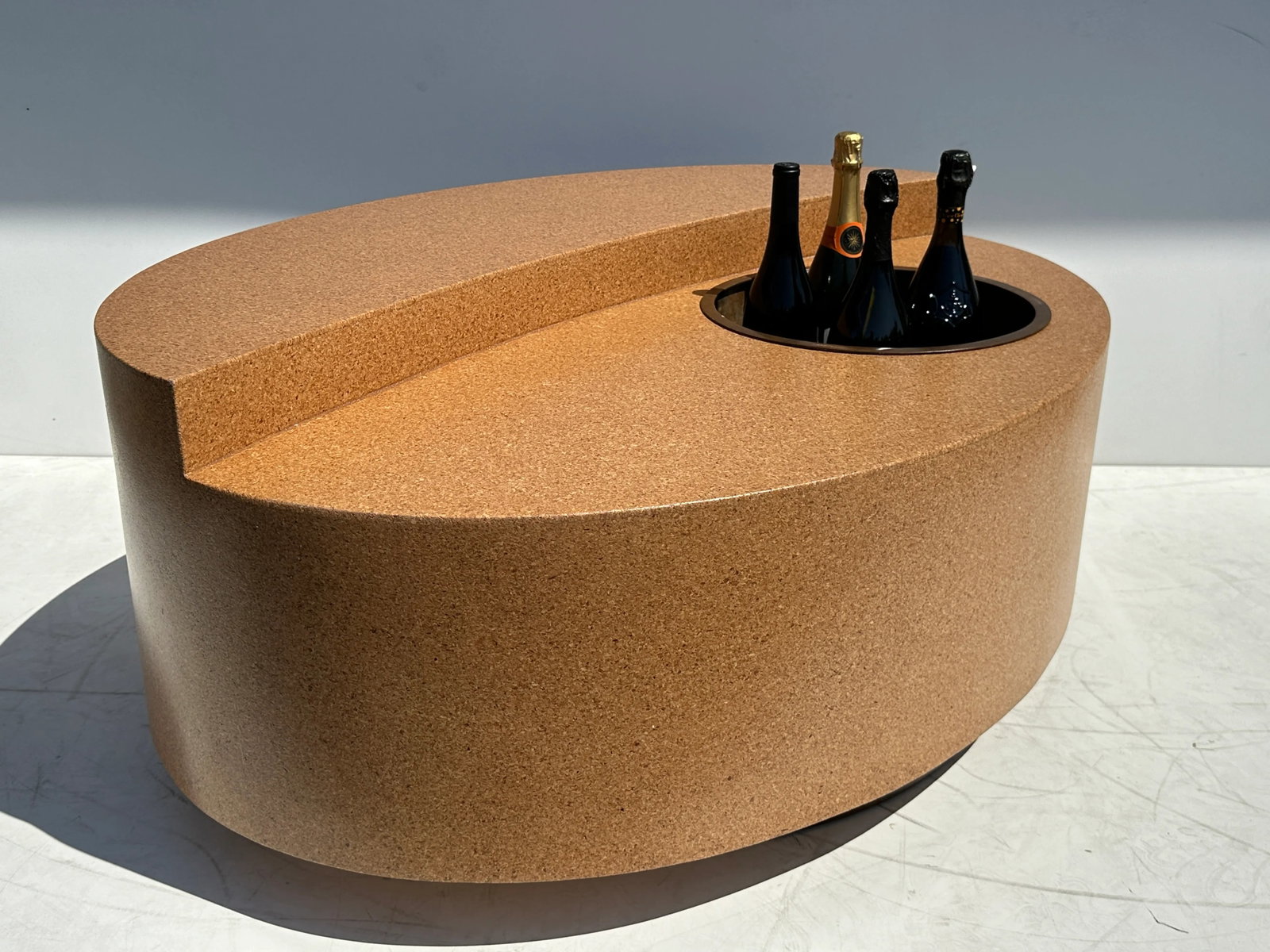 1980s Cork Coffee Table With Beverage Cooler - 4