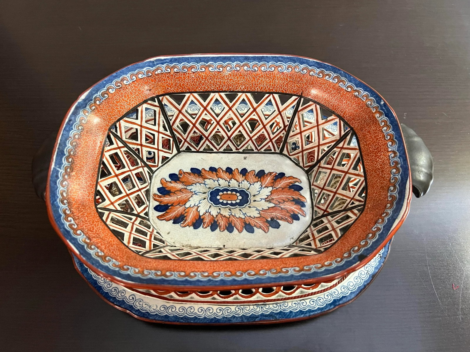 Spode "Dollar" Pattern Variant Pearlware Chestnut Basket and Tray, Circa 1815-1825 - 2
