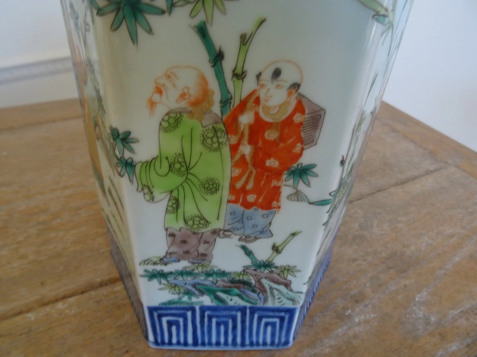 Mid 20th Century Chinese Hexagonal Covered Jar - 6