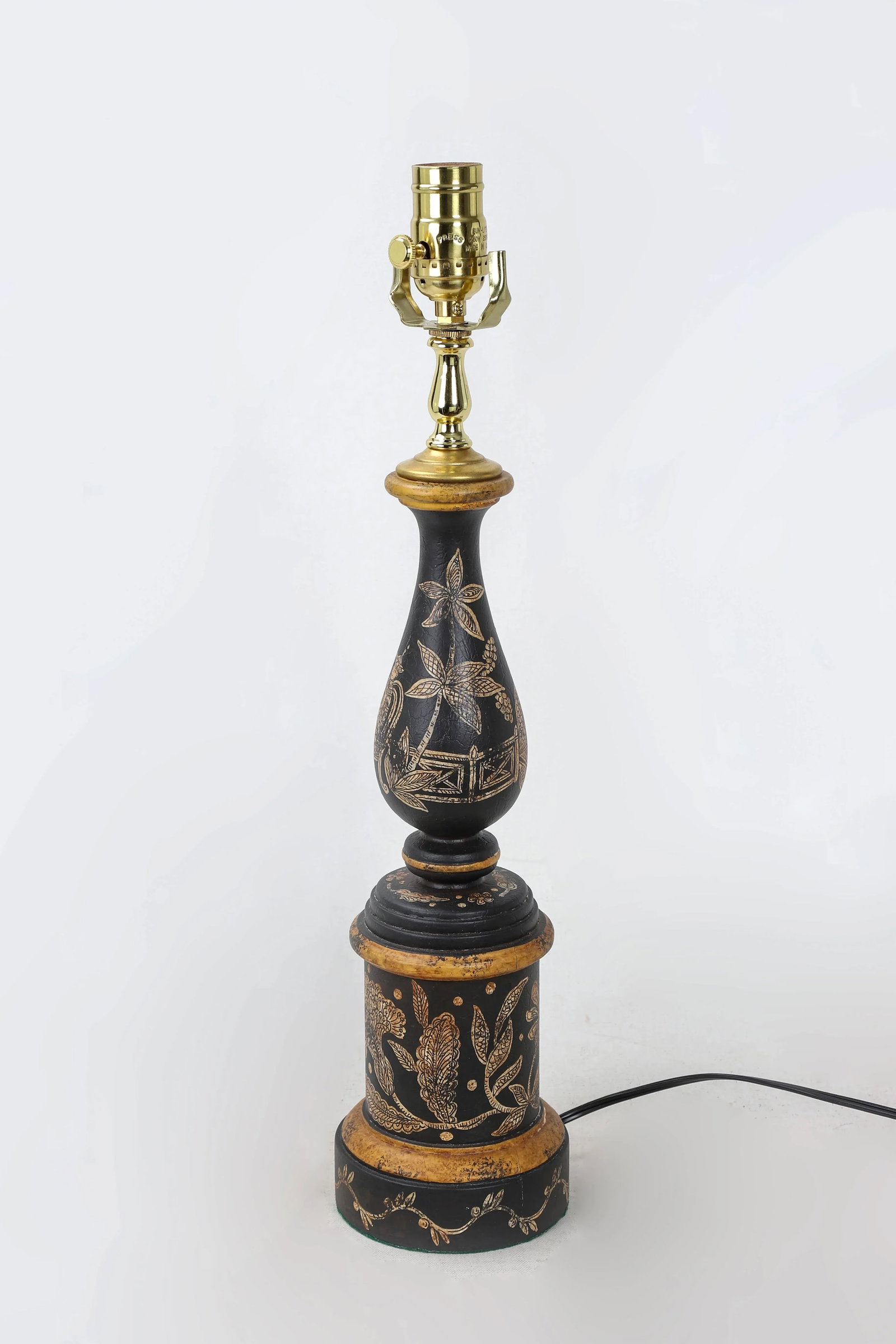 Vintage Black and Gold Chinoiserie Hand Painted Lamp - 4
