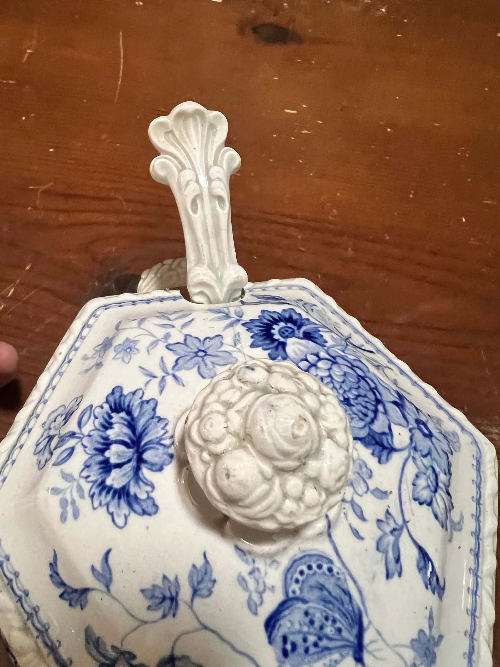 Antique English Staffordshire Blue Transfer Decorated Sauce Tureen "Windsor Festoon" - 8