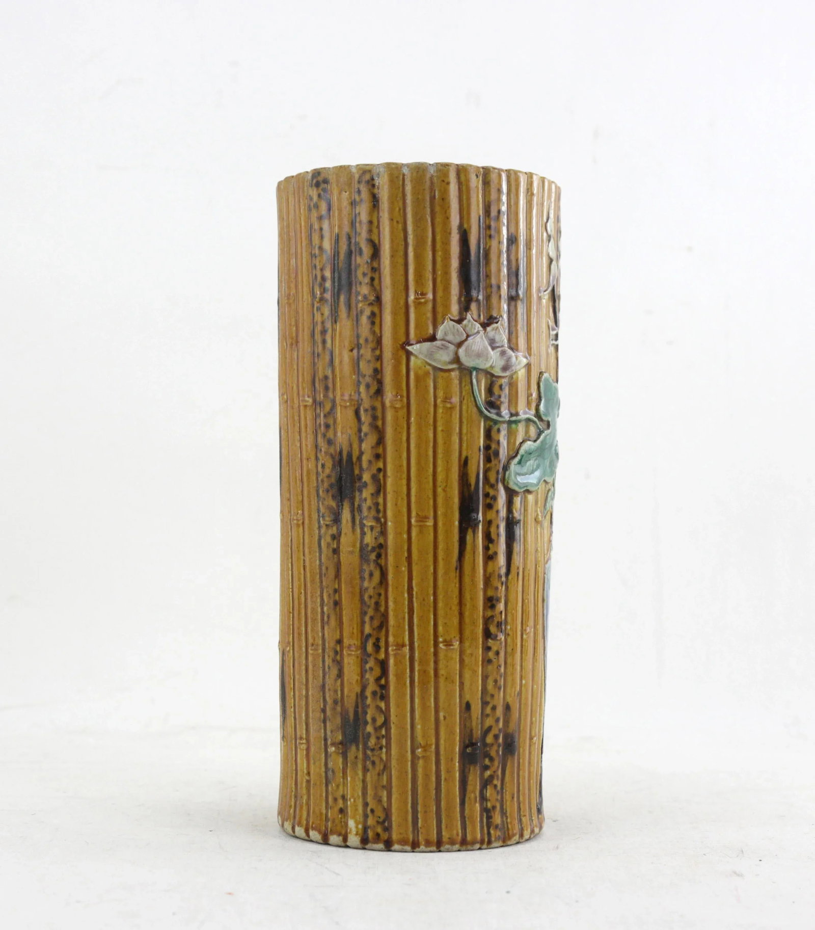 Faux Bamboo Vases in Porcelain. Chinese, Late 19th Century - 4