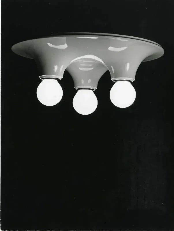 Vico Magistretti for Artemide White Triteti Light Fixture, Three-Light, 1969. - 2