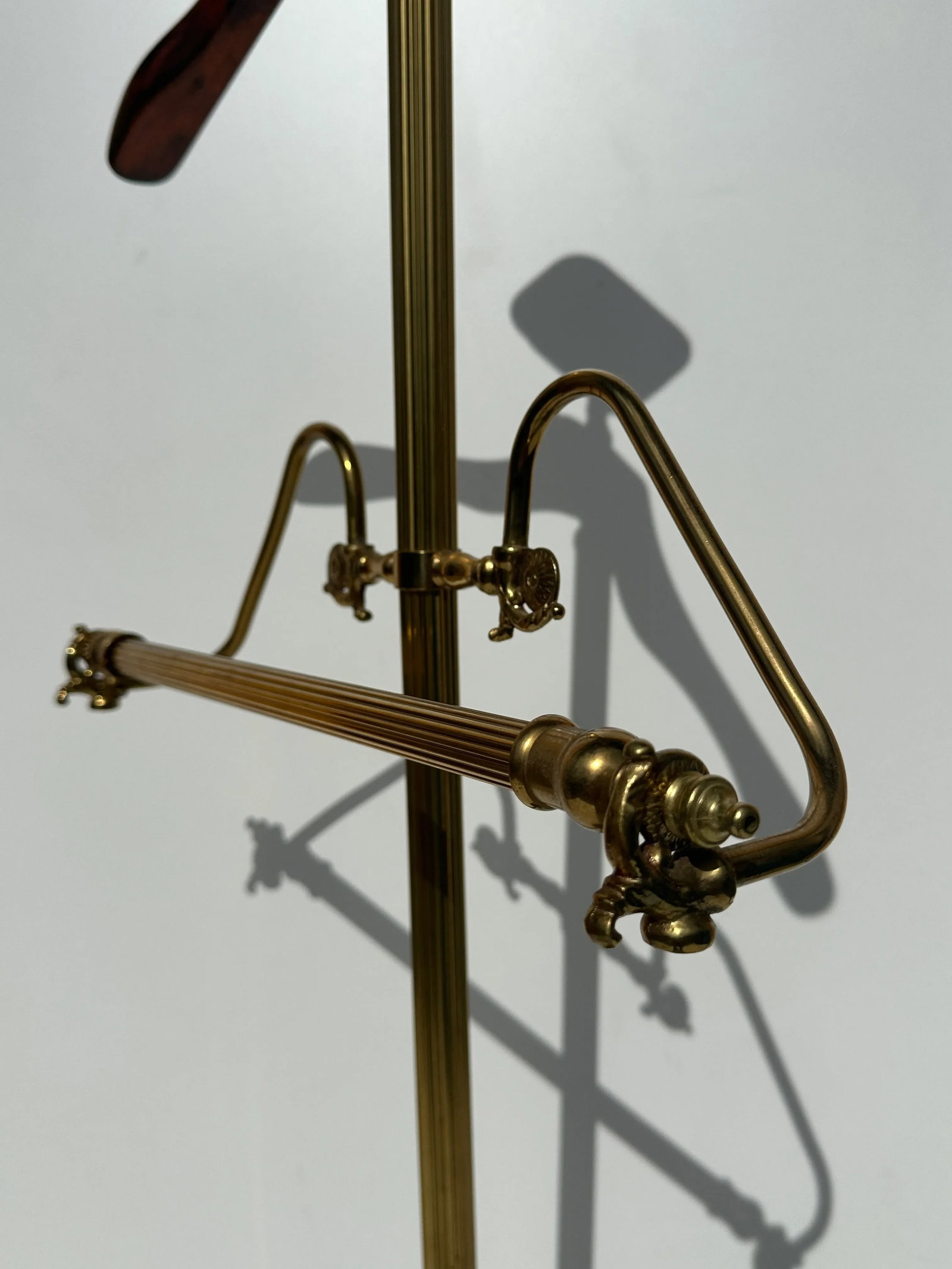 1980s Brass & Wood Gentleman's Valet - 7