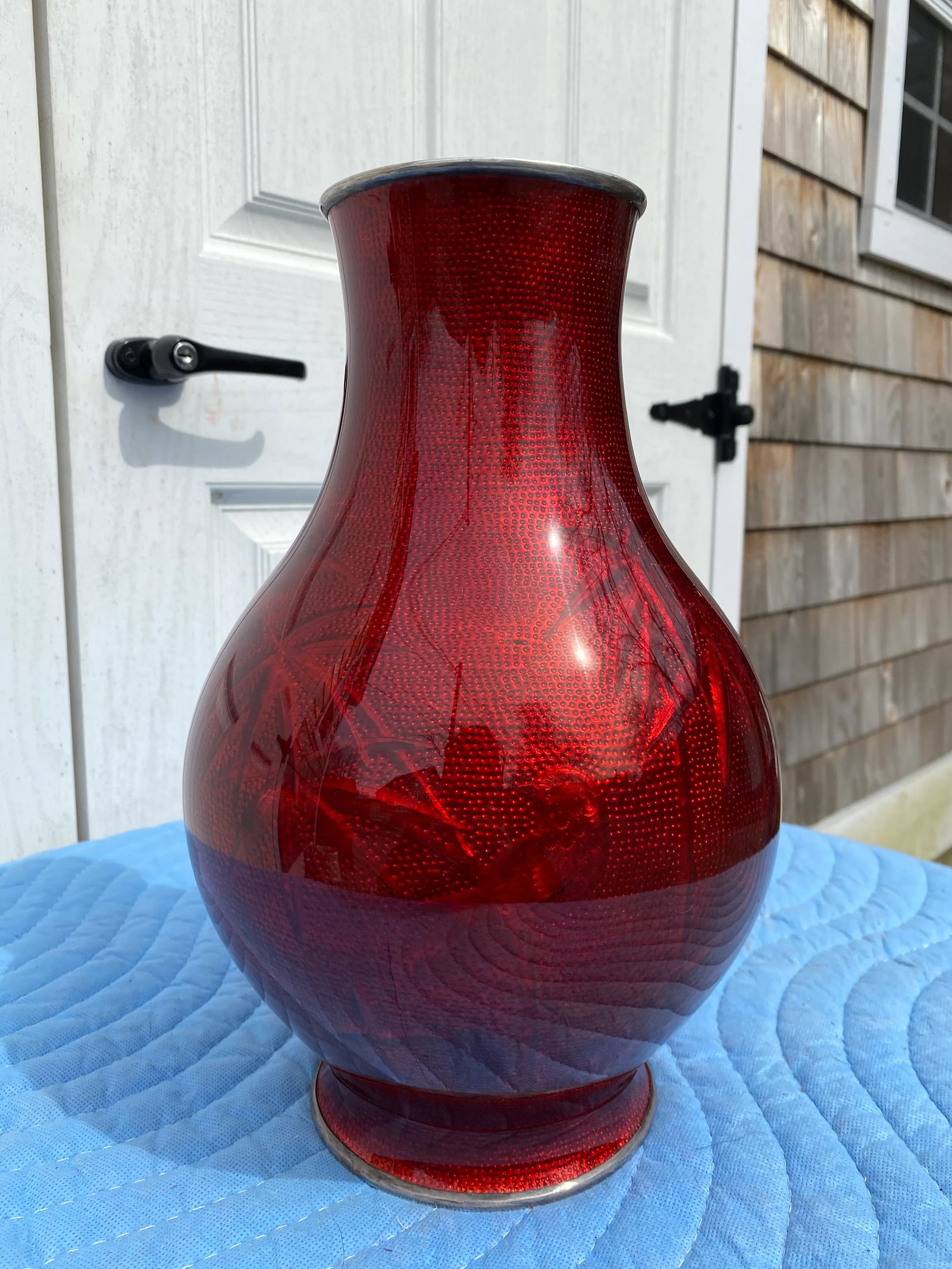Early 20th Century Red Japanese Cloisonné Vase (Signed) - 13