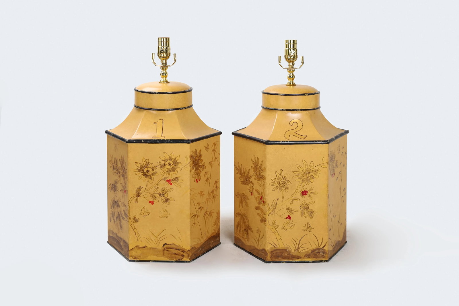 Vintage English Export Chinoiserie Style Yellow Hexagonal Tea Caddy Lamp - 5