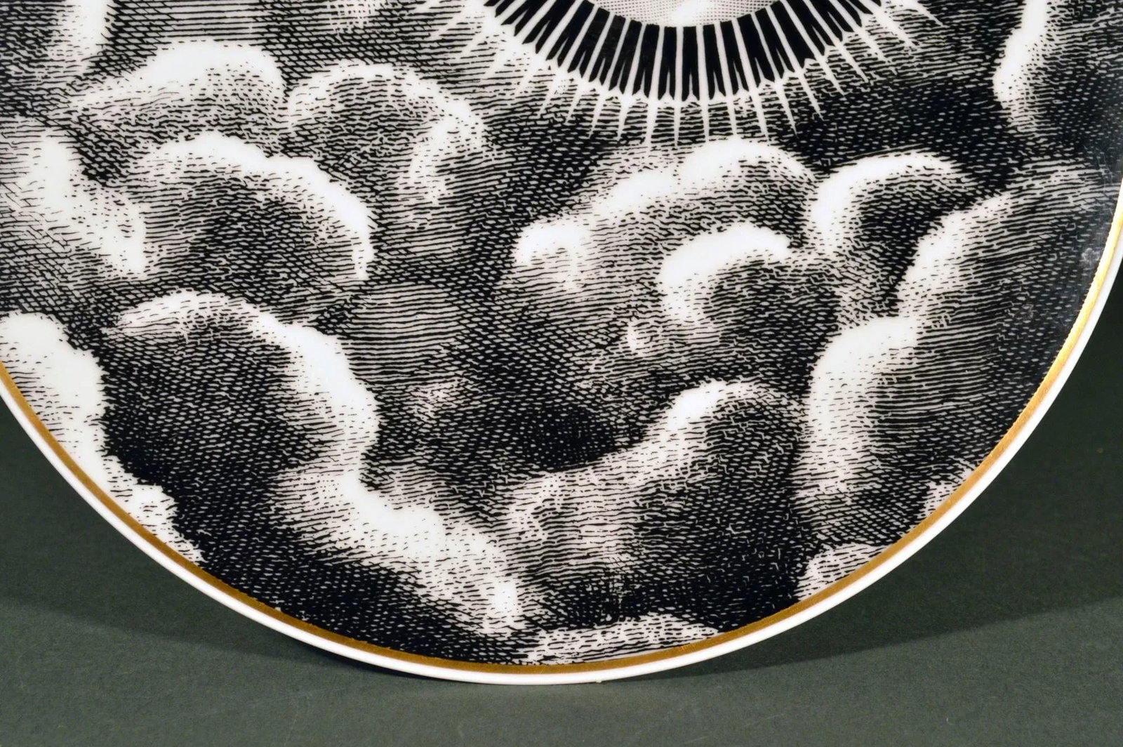 Celestial Muse: Fornasetti "Tema E Variazioni" Plate, the Sun (Motiv 18) - 5
