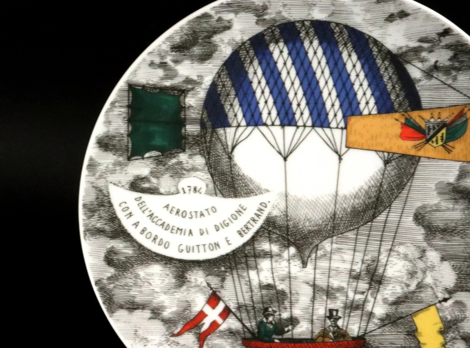 Flight of Fantasy: Piero Fornasetti "Mongolfiere" Hot Air Balloon Plate (Motiv 1) - 9