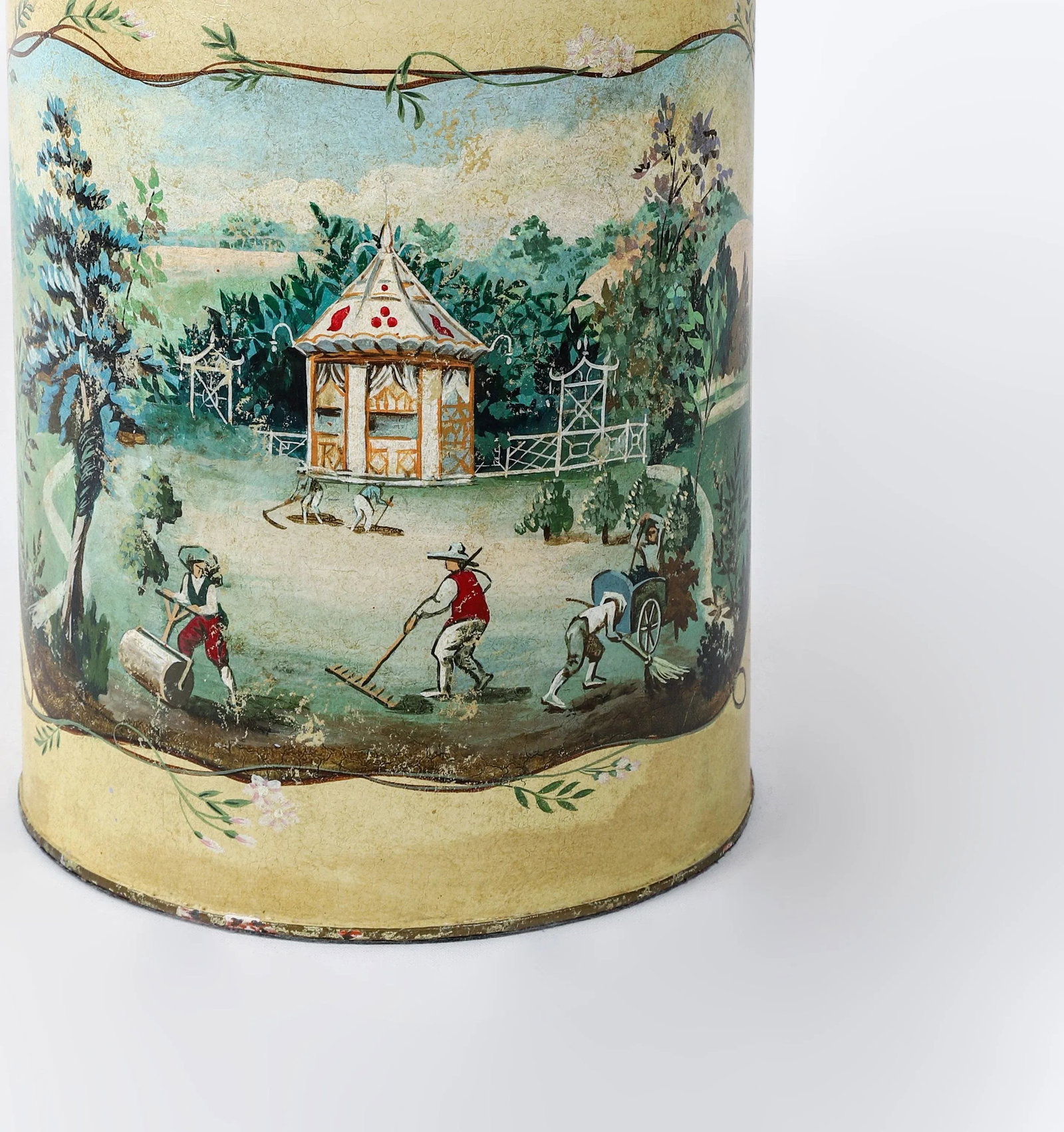 Vintage English Hand-Painted Rural Garden Landscape With Pagoda Table Lamp - 9