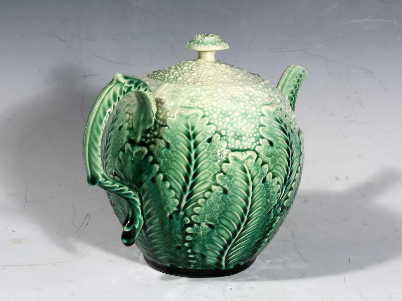 American Etruscan Majolica Teapot in the Form of a Cauliflower - 2
