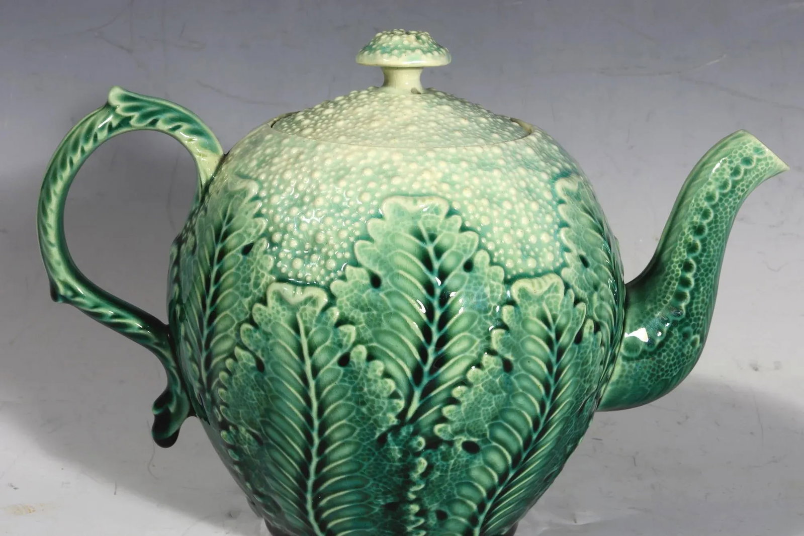 American Etruscan Majolica Teapot in the Form of a Cauliflower - 3