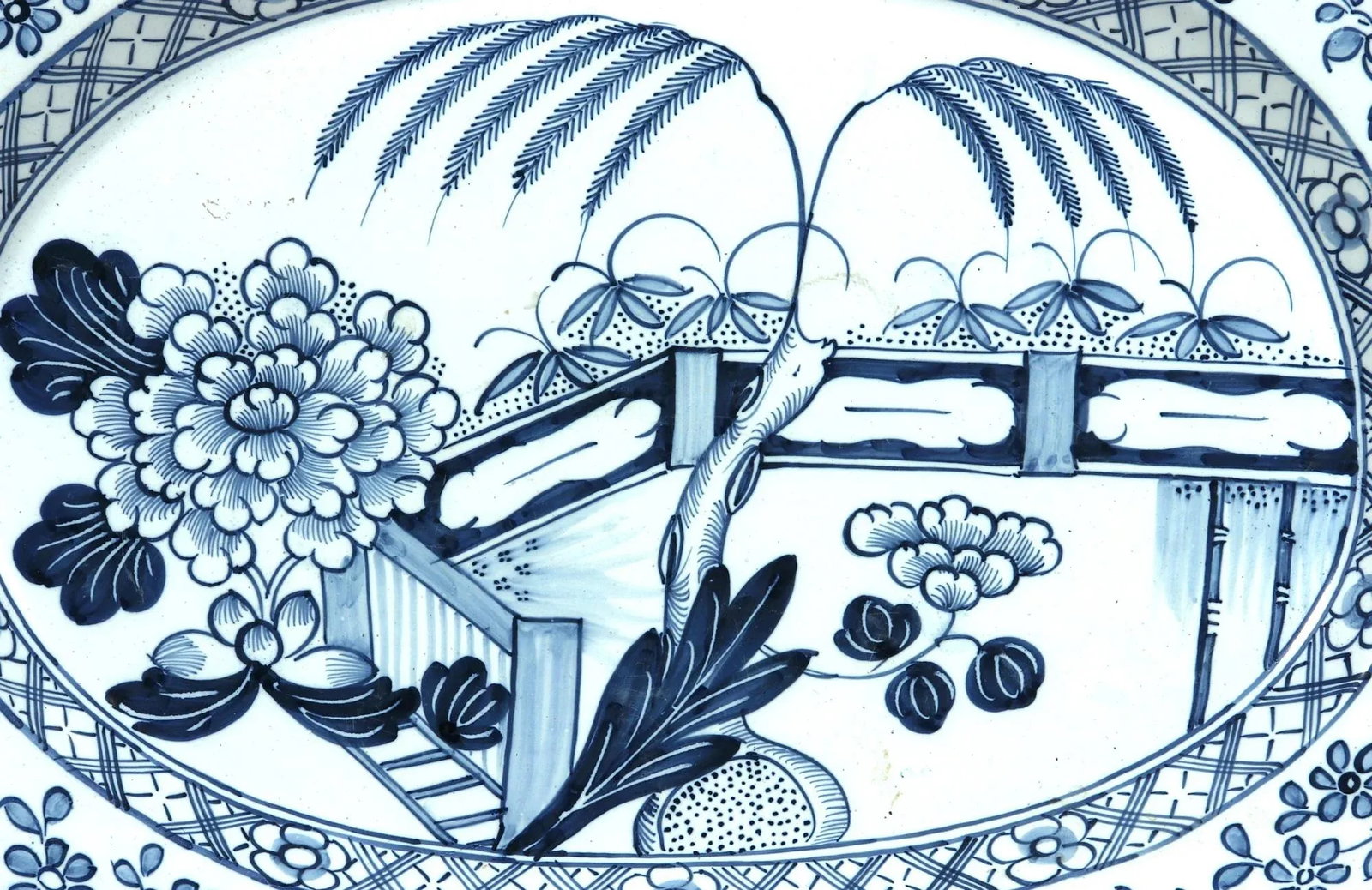 Liverpool or Irish Delftware Chinoiserie Blue & White Dish - 2