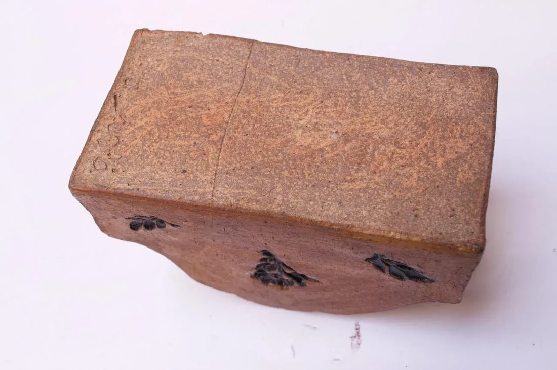 Studio Pottery Incised Stoneware Box Signed "Polk 70" - 9