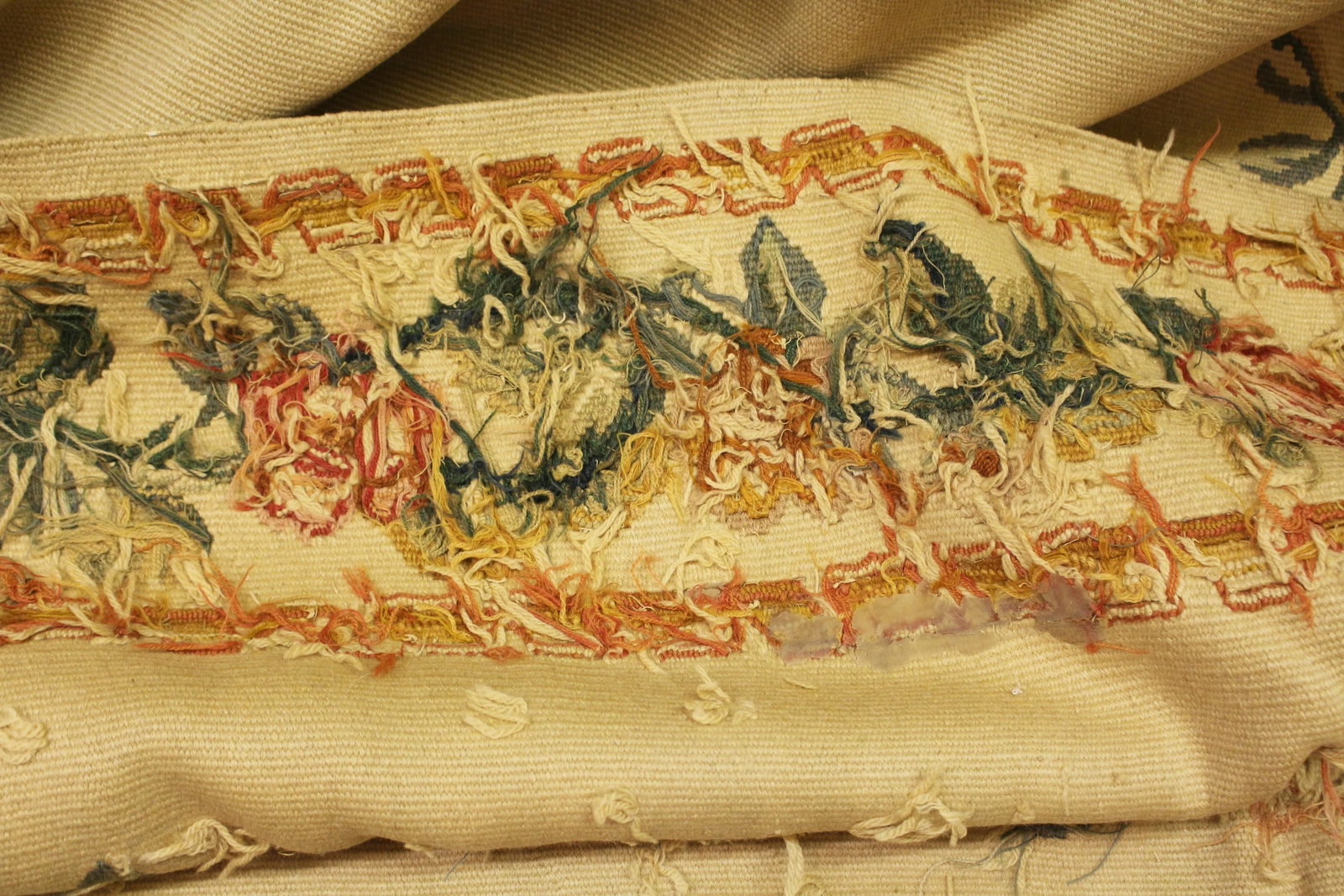 C. 1930s French Aubusson Palace Size Rug - 3