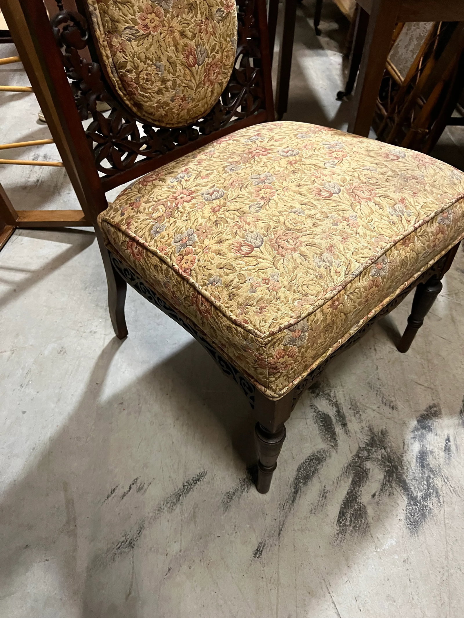 1970s Hand Carved Wooden Antique Accent Chair - 5