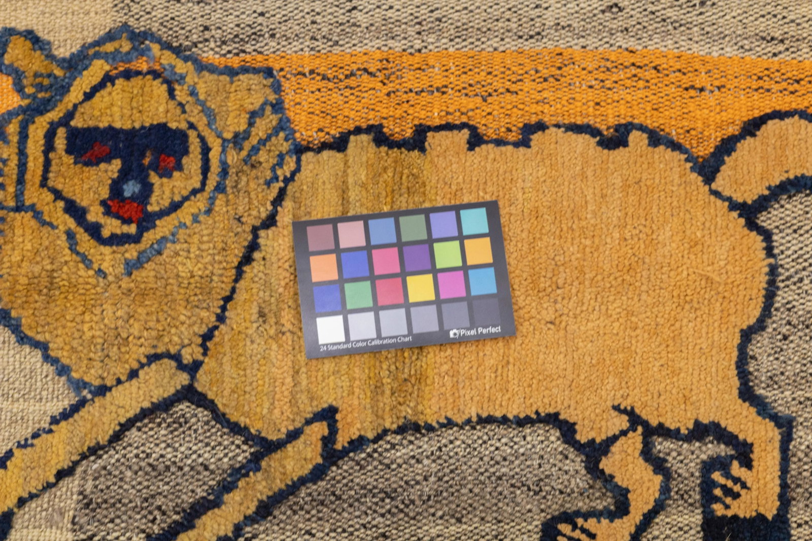 Antique Handwoven Gabbeh Palas Textile Art - 8